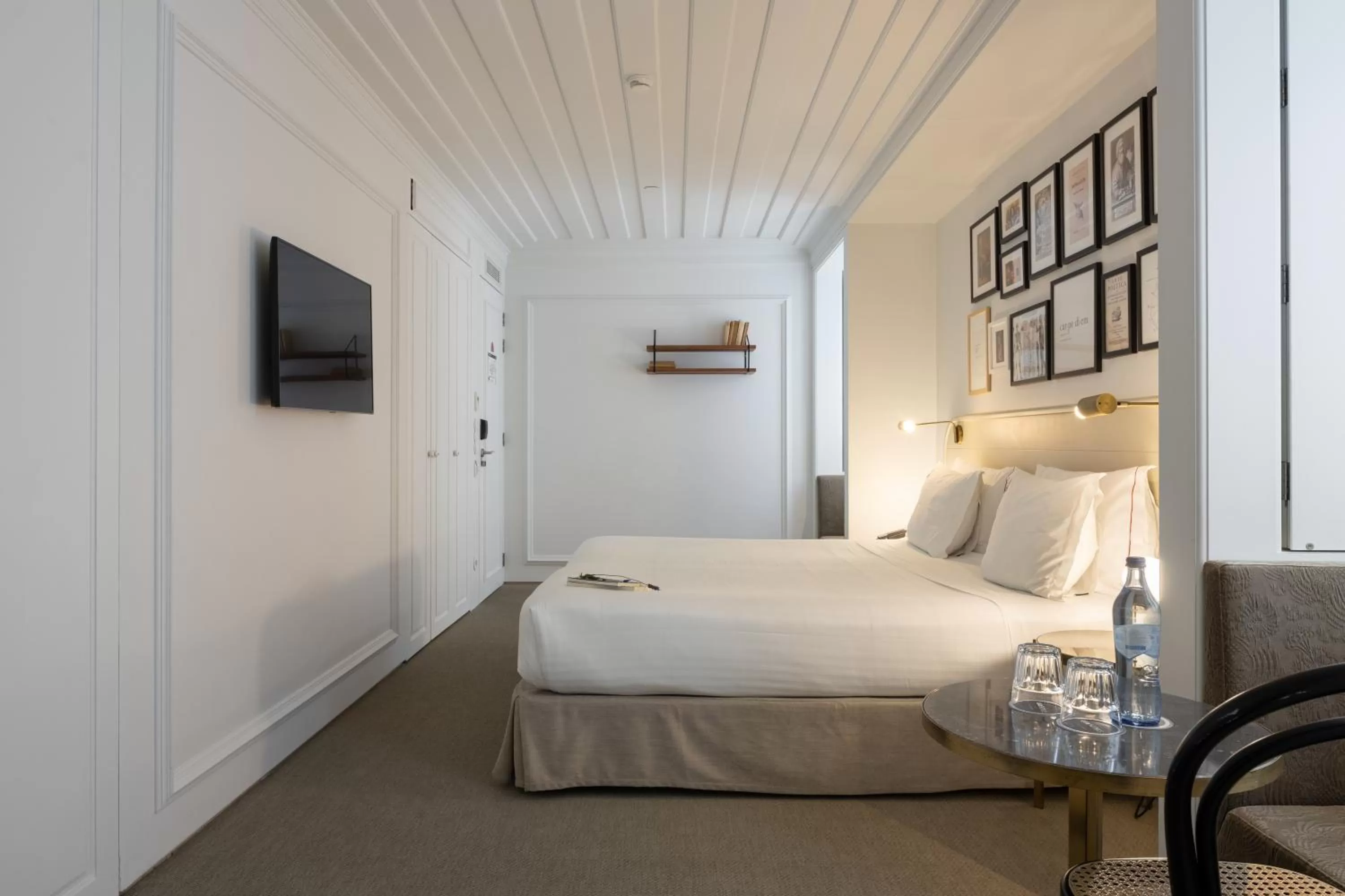 Area and facilities, Bed in Lisboa Pessoa Hotel