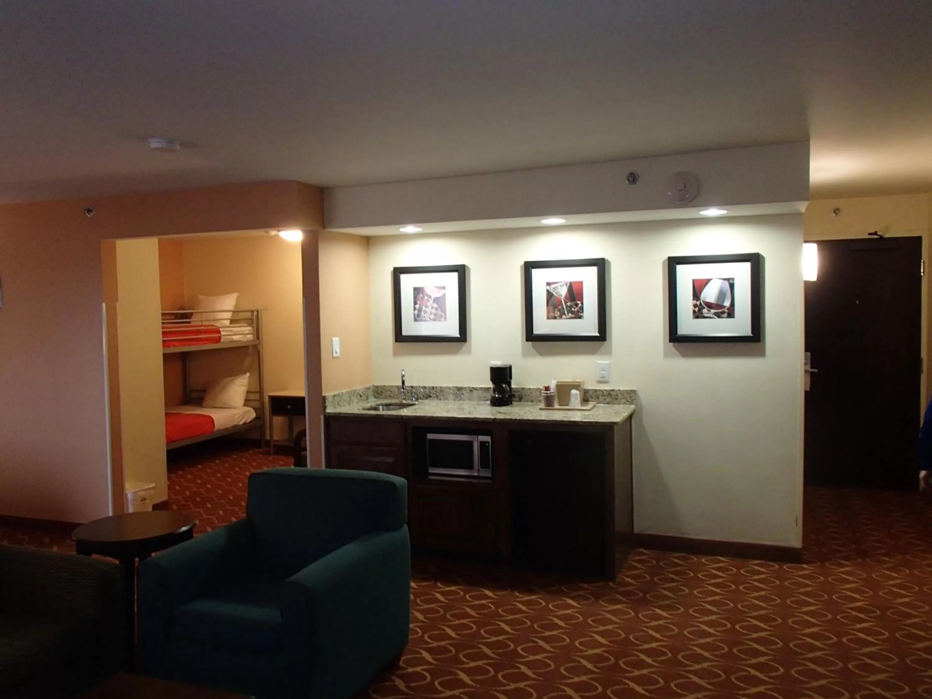 Photo of the whole room in Lux Hotel & Spa, Trademark Collection by Wyndham