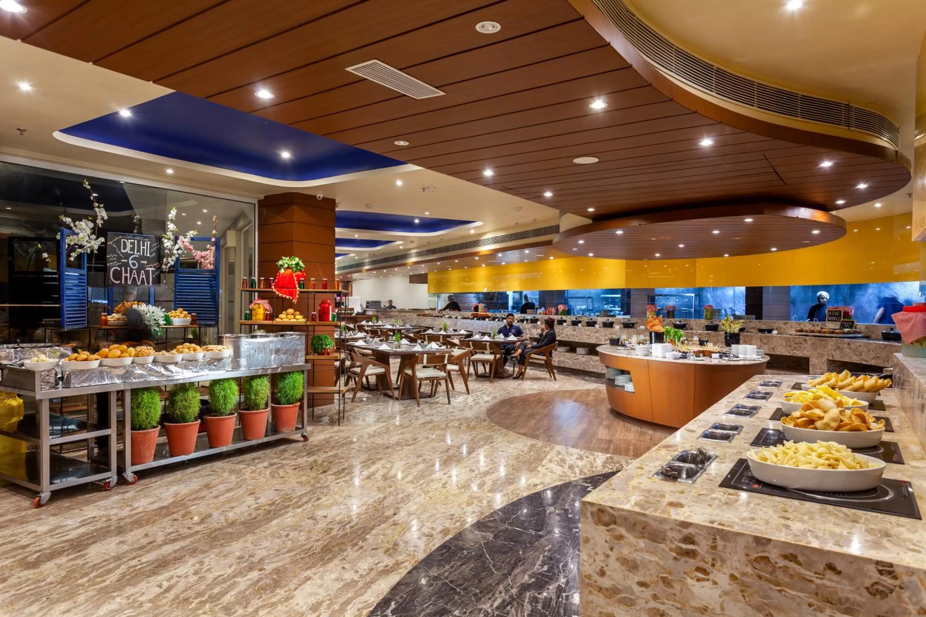 Restaurant/places to eat in jüSTa Sajjangarh Resort & Spa, Udaipur