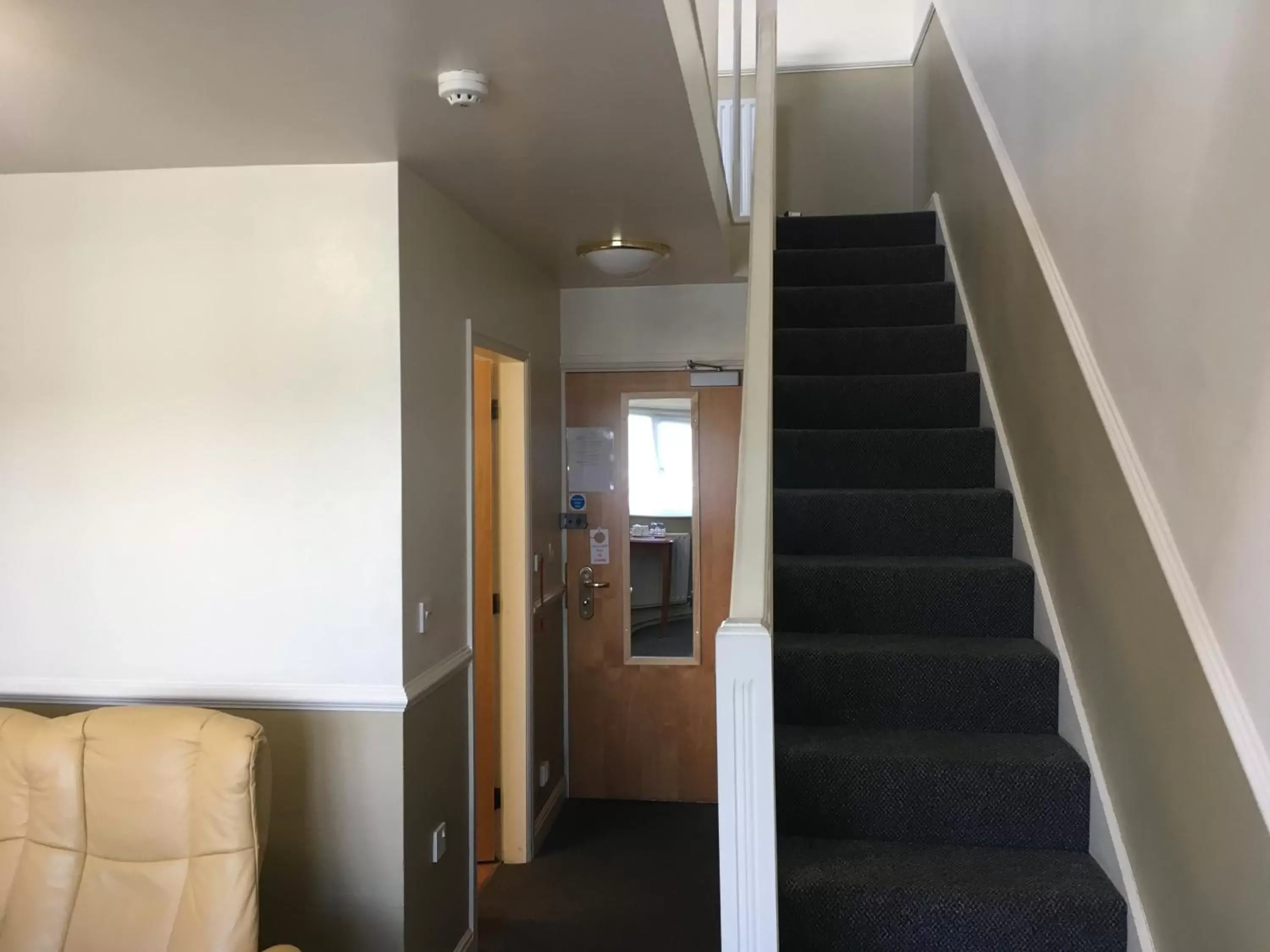 Family Double Room (2 adults + 2 children) - single occupancy in Moreton Park Hotel Family Double Room (2 adults + 2 children) - single occupancy in Moreton Park Hotel