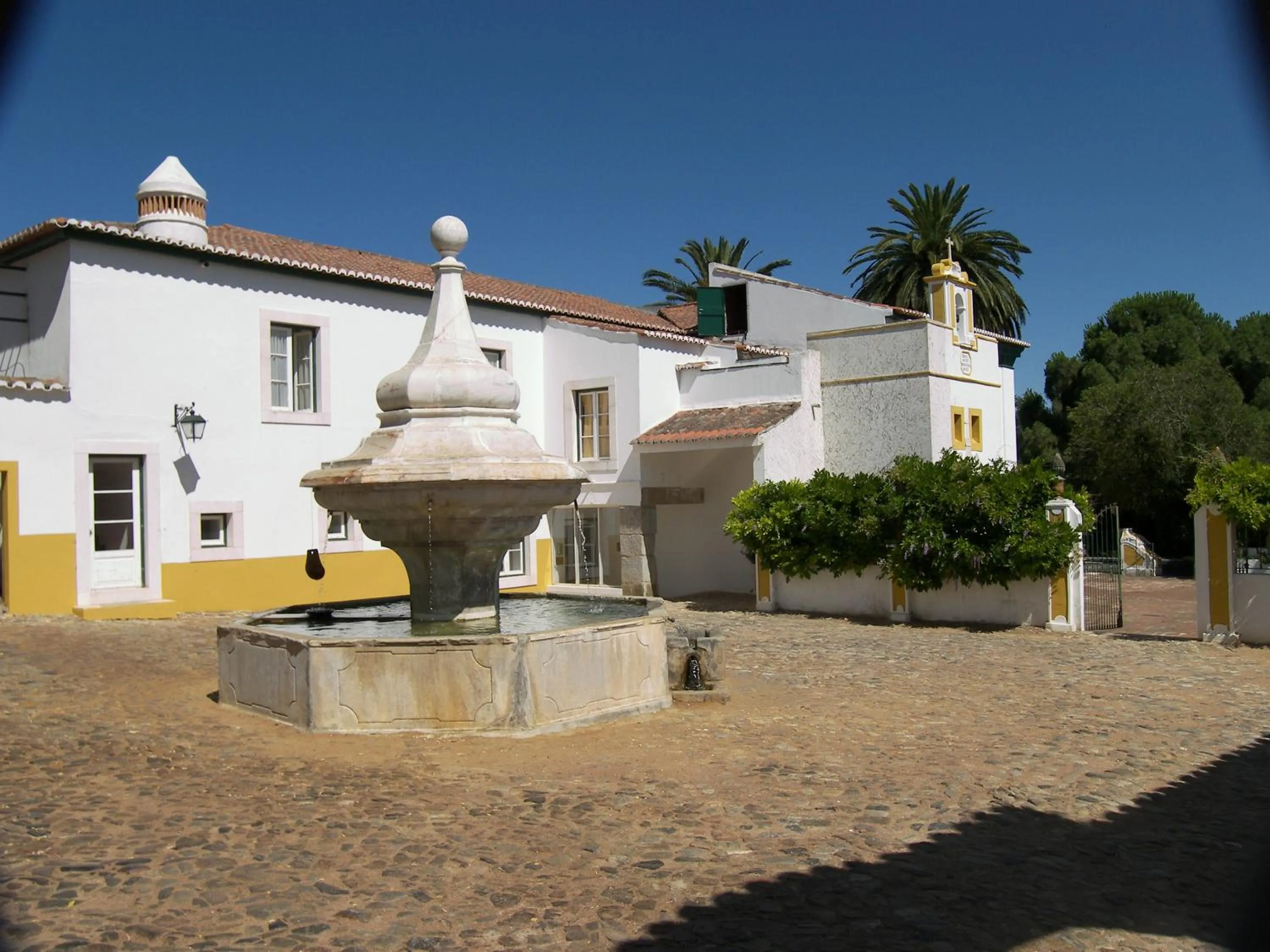 Property building in Hotel Rural Quinta de Santo Antonio