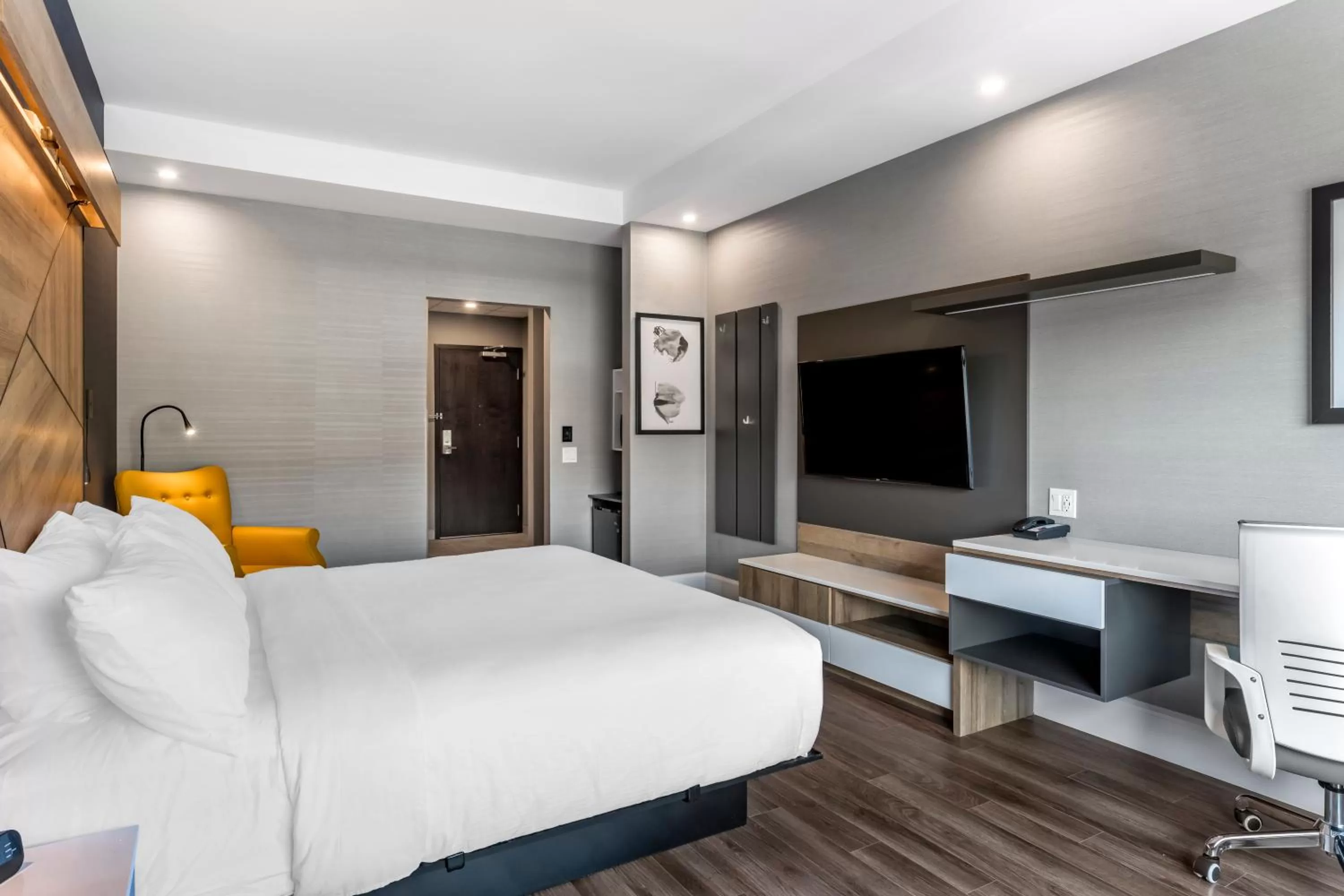 Bed in Quality Hotel & Conference Centre