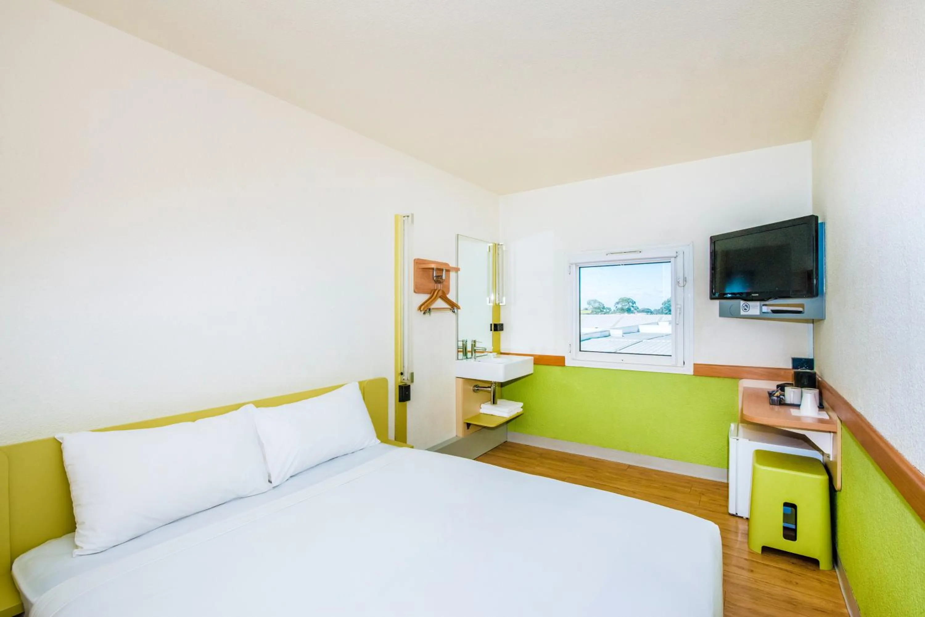 Bed in ibis Budget - Fawkner