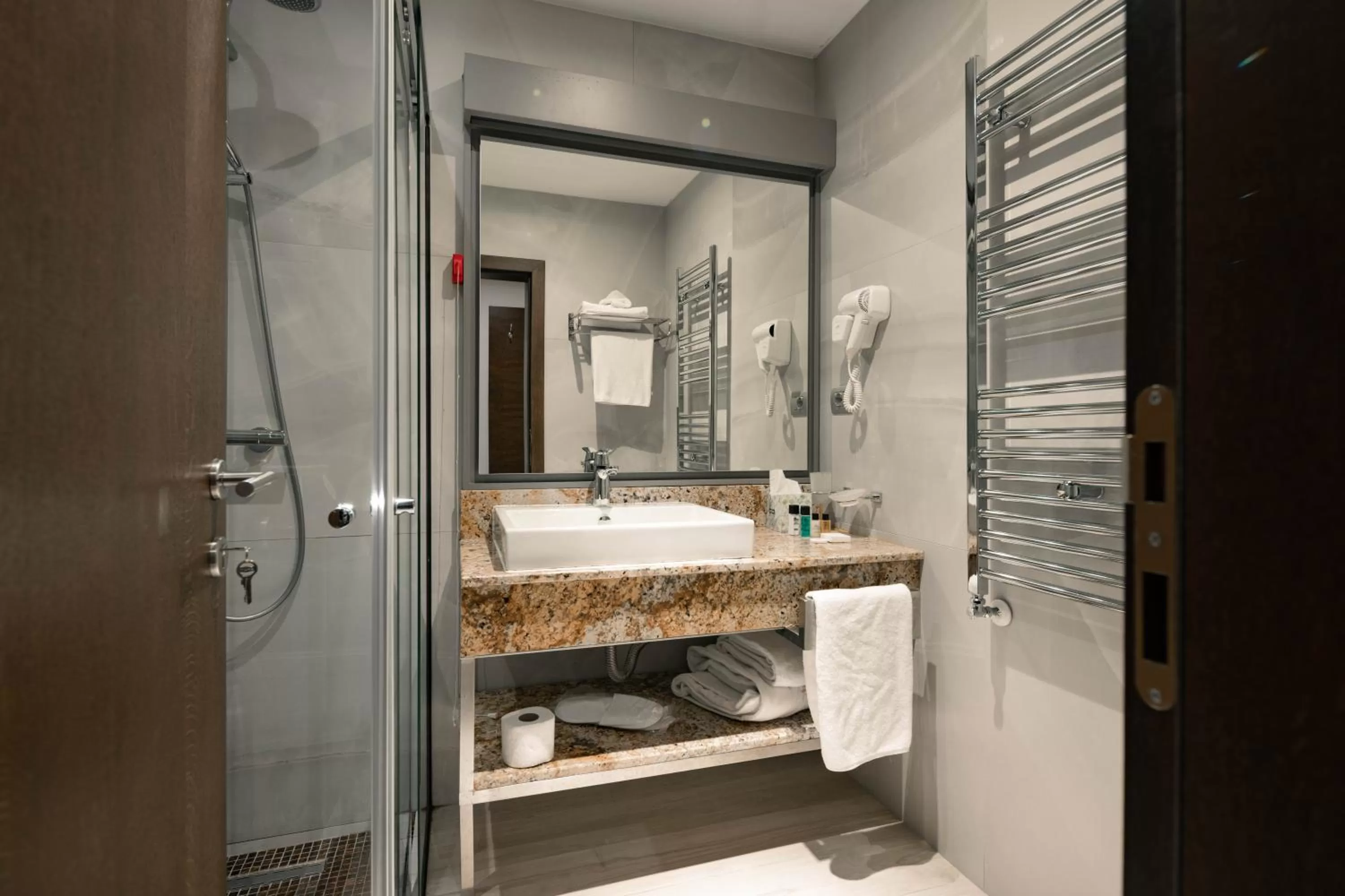 Bathroom in Hotel Prishtina