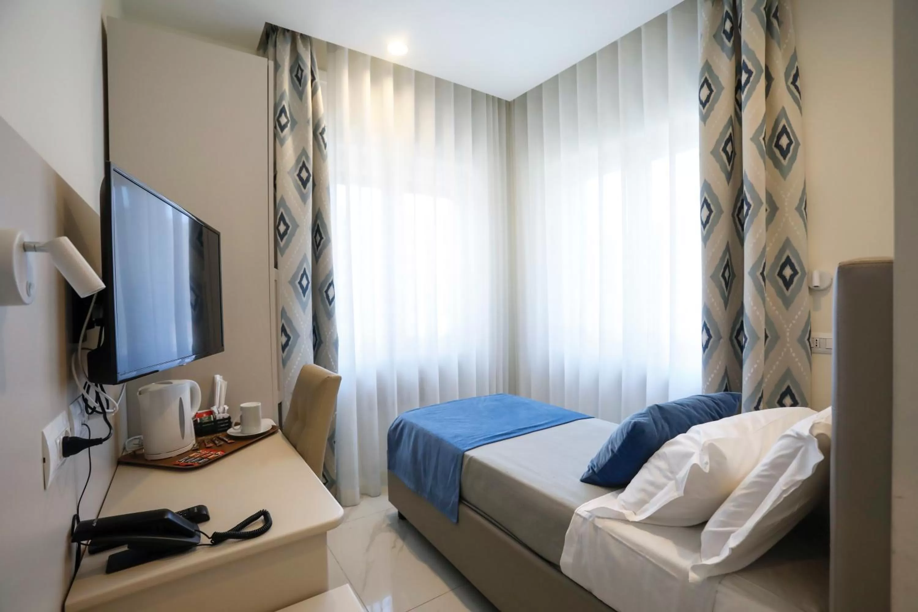 Bed in Vomero High Hotel