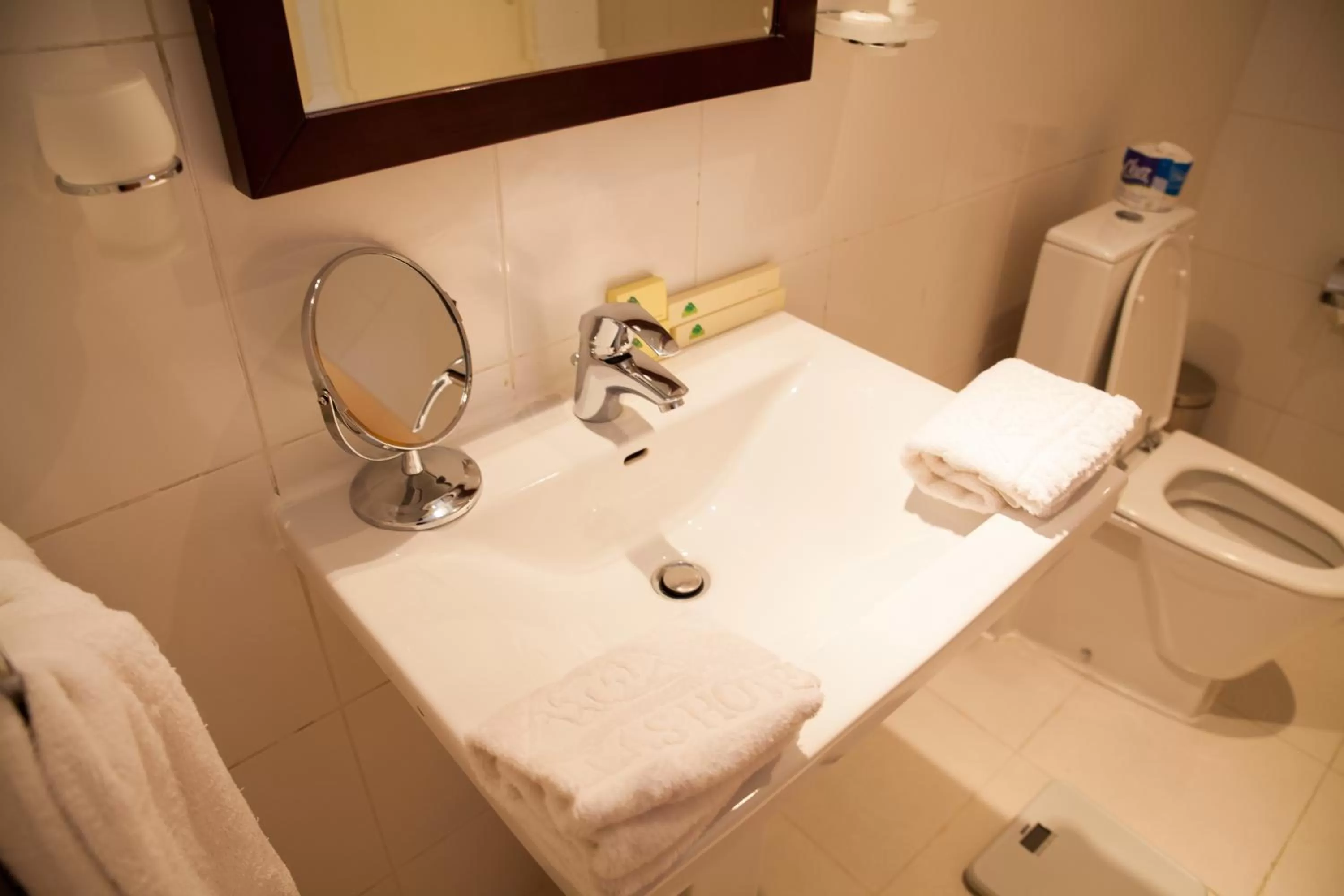 Bathroom in Gorillas Lake Kivu Hotel