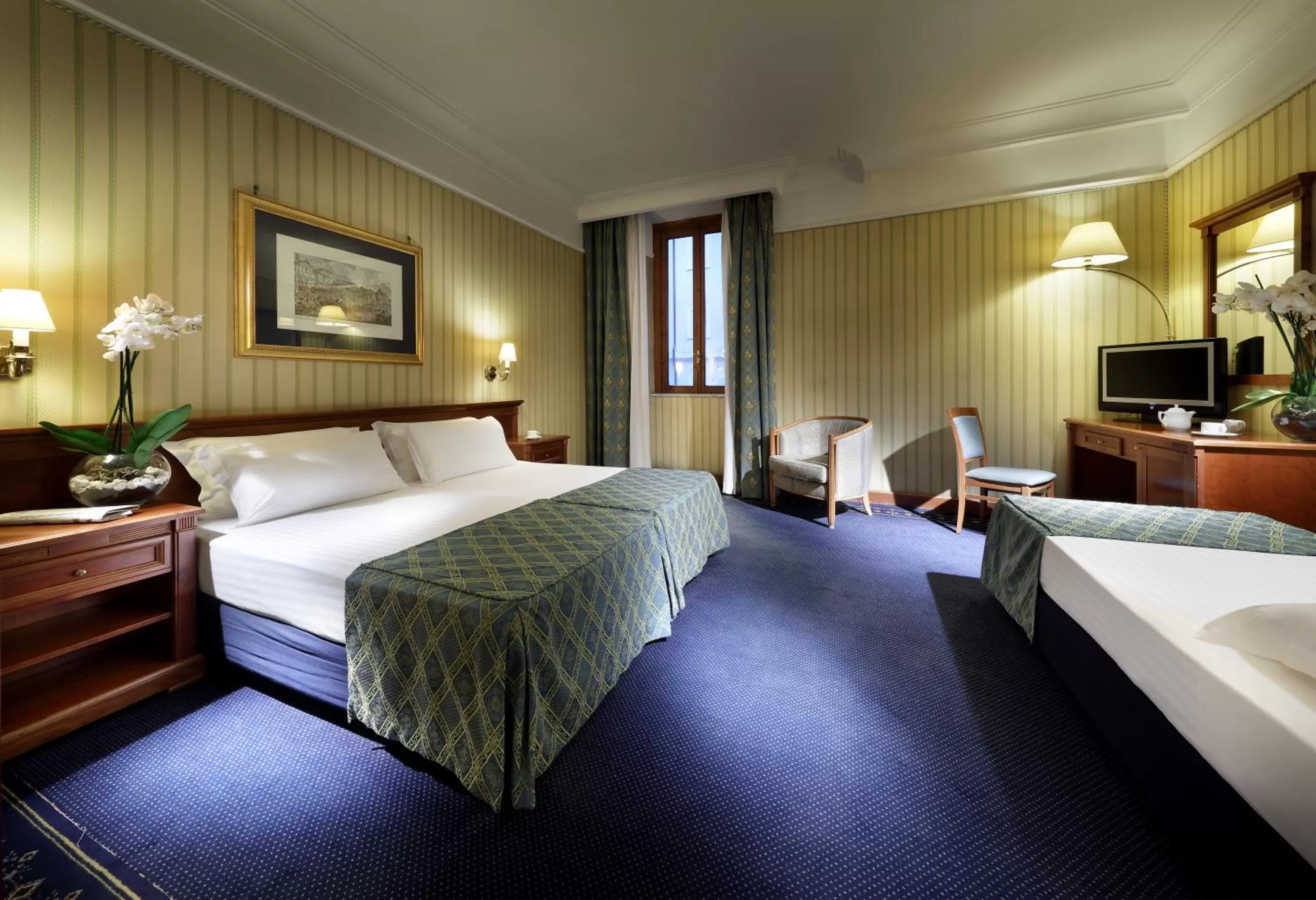 Bed in Exe International Palace