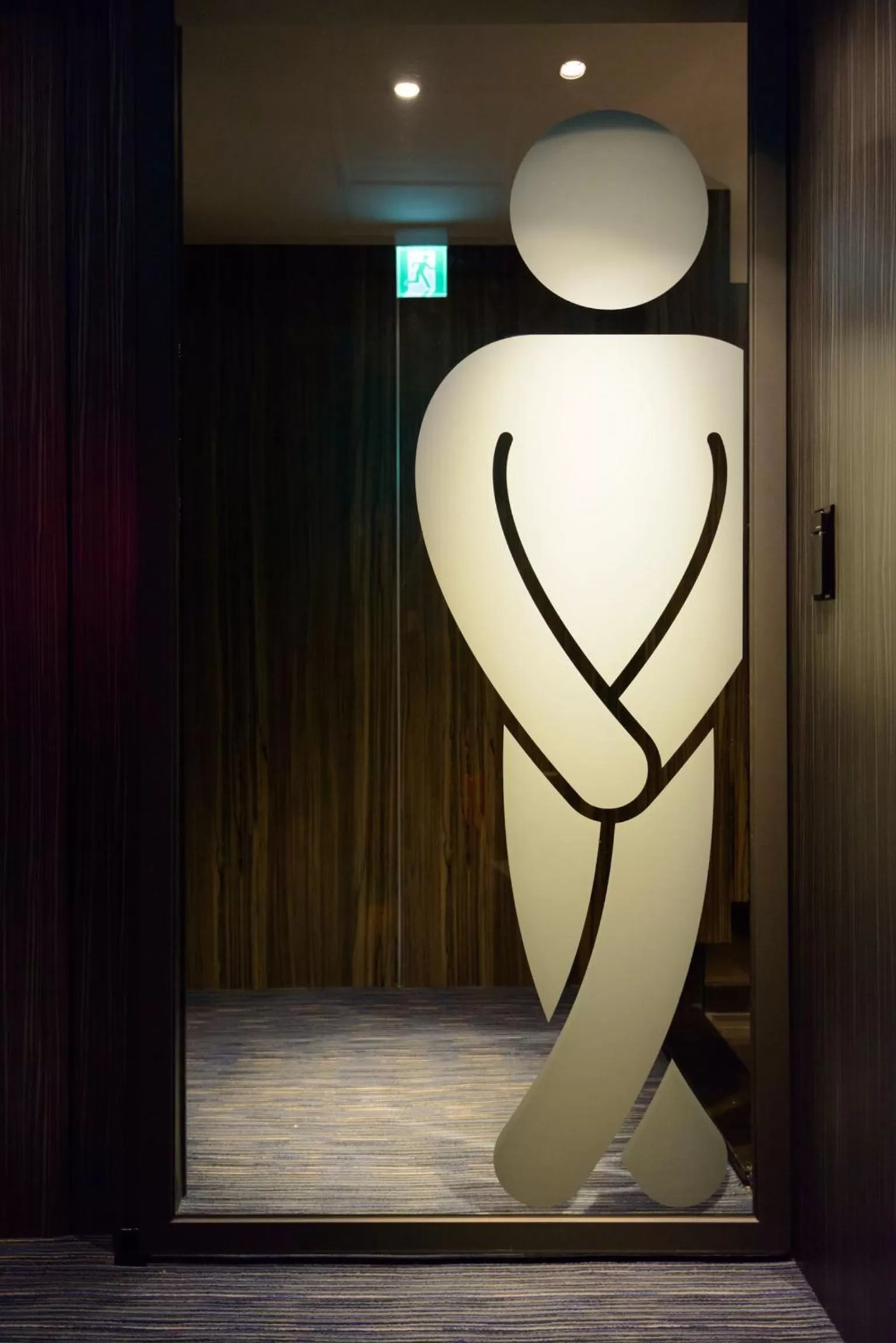 Shower in Poshpacker Hotel