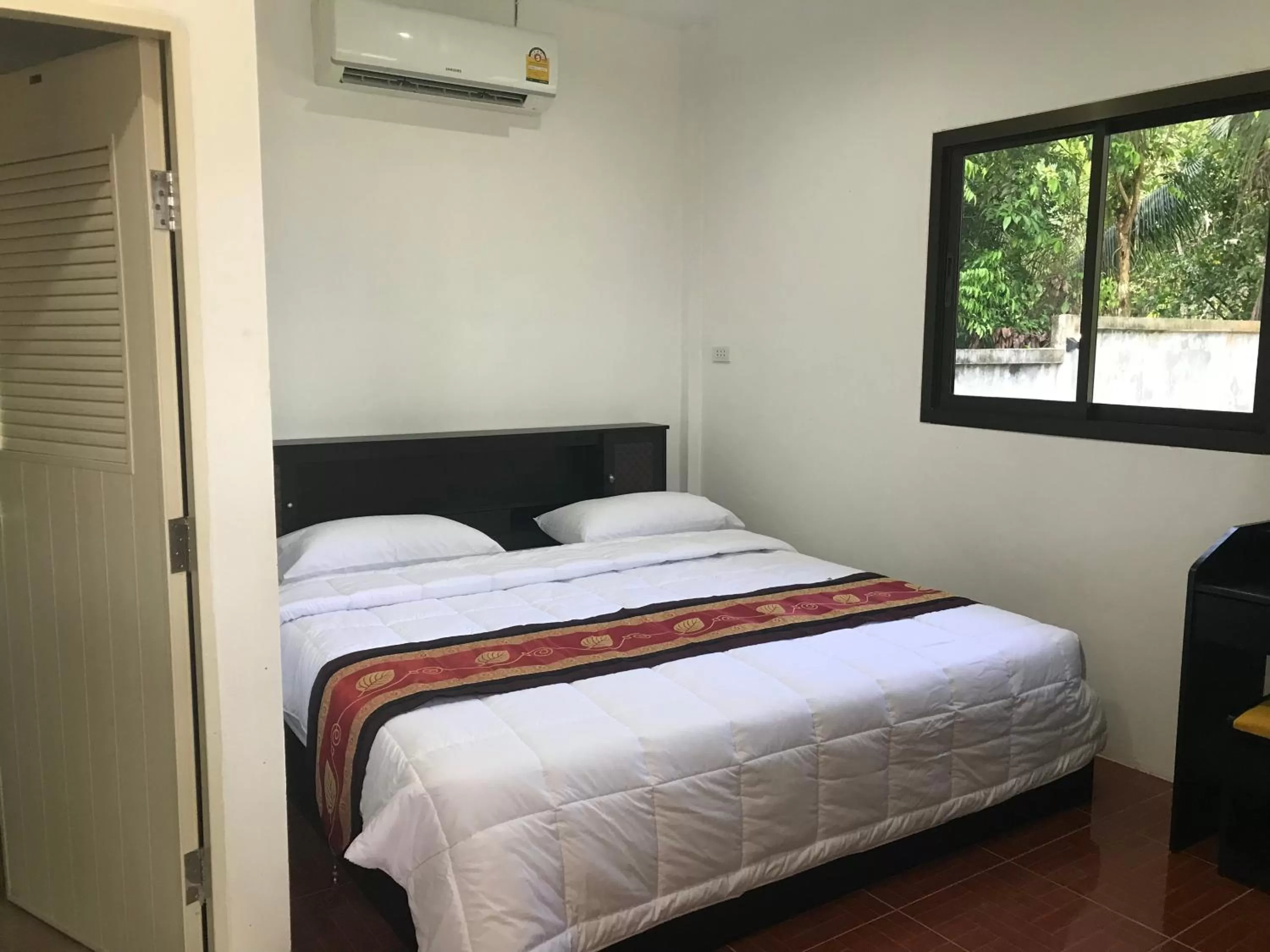 Bed in The Mountain View Hat Sai Ri Resort