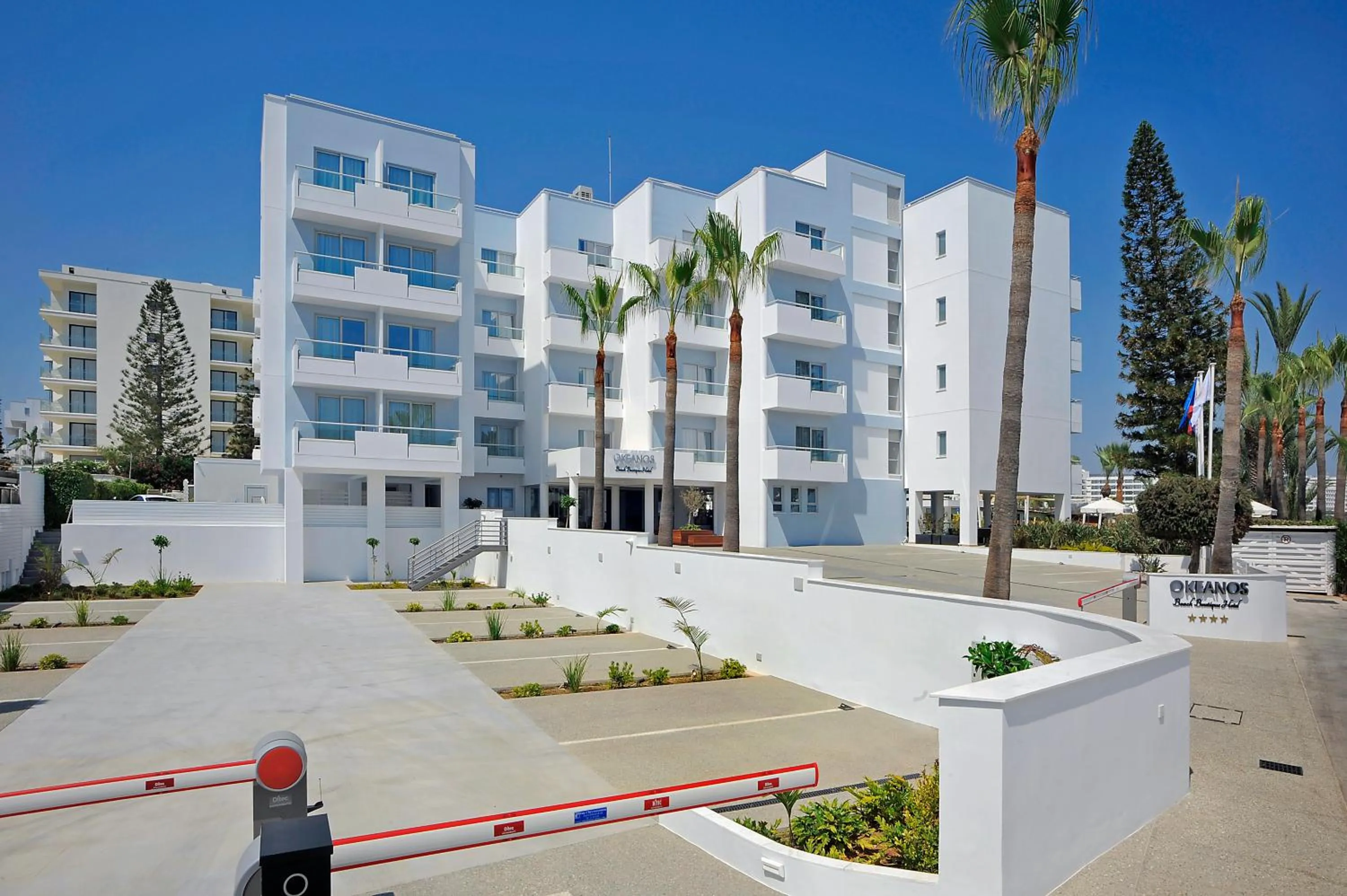 Okeanos Beach Boutique Hotel