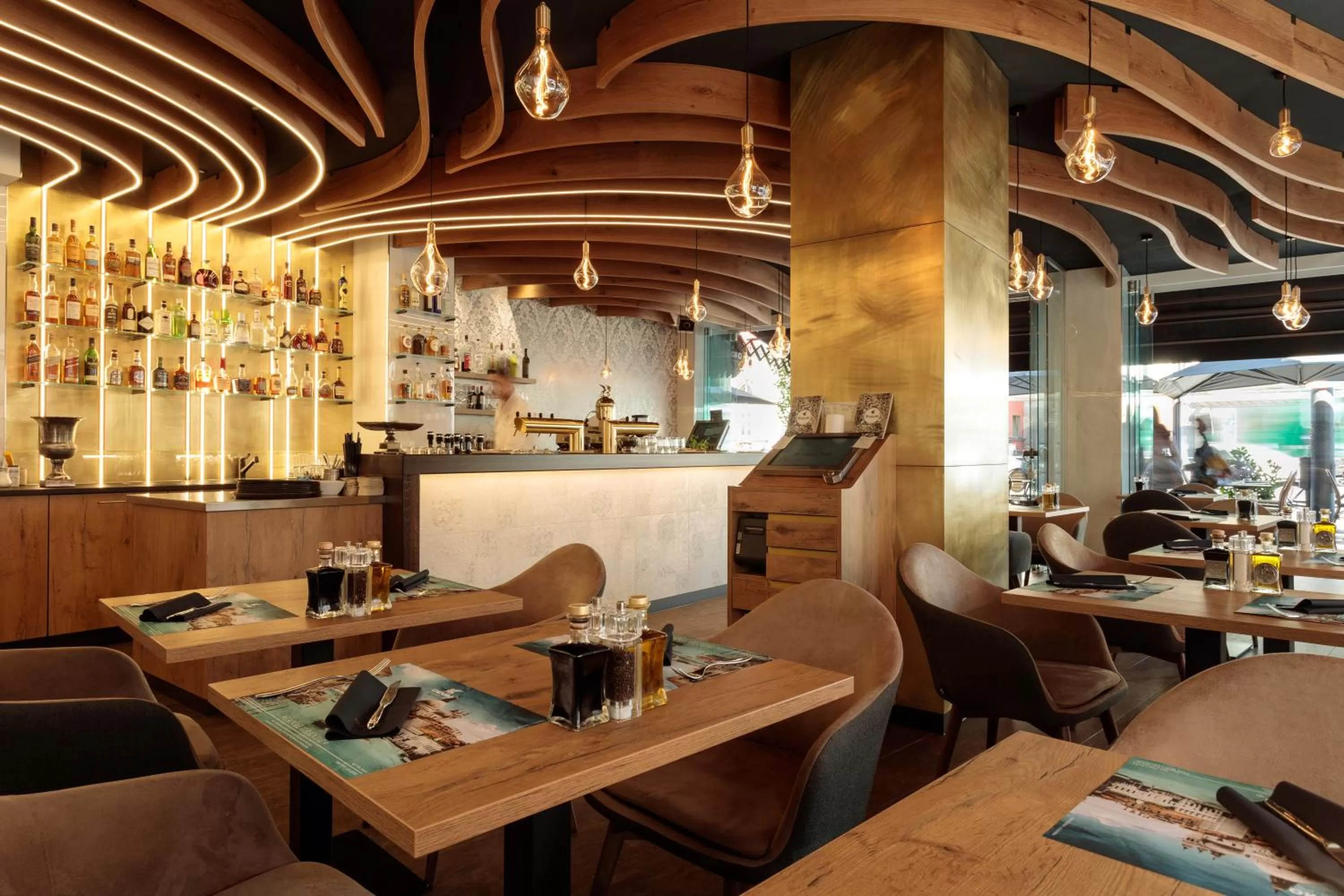 Restaurant/places to eat in Europäischer Hof