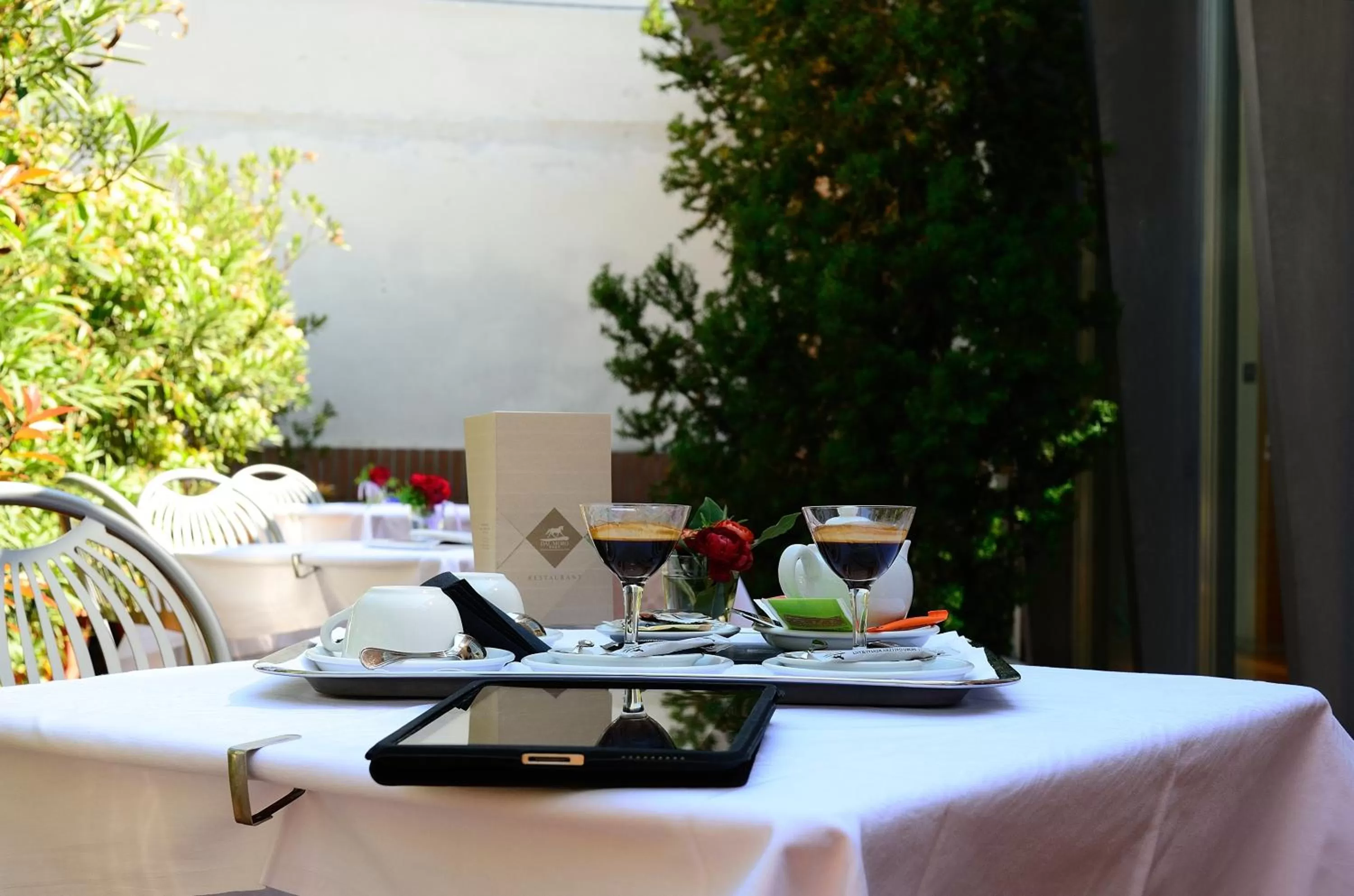 Restaurant/places to eat in Dal Moro Gallery Hotel