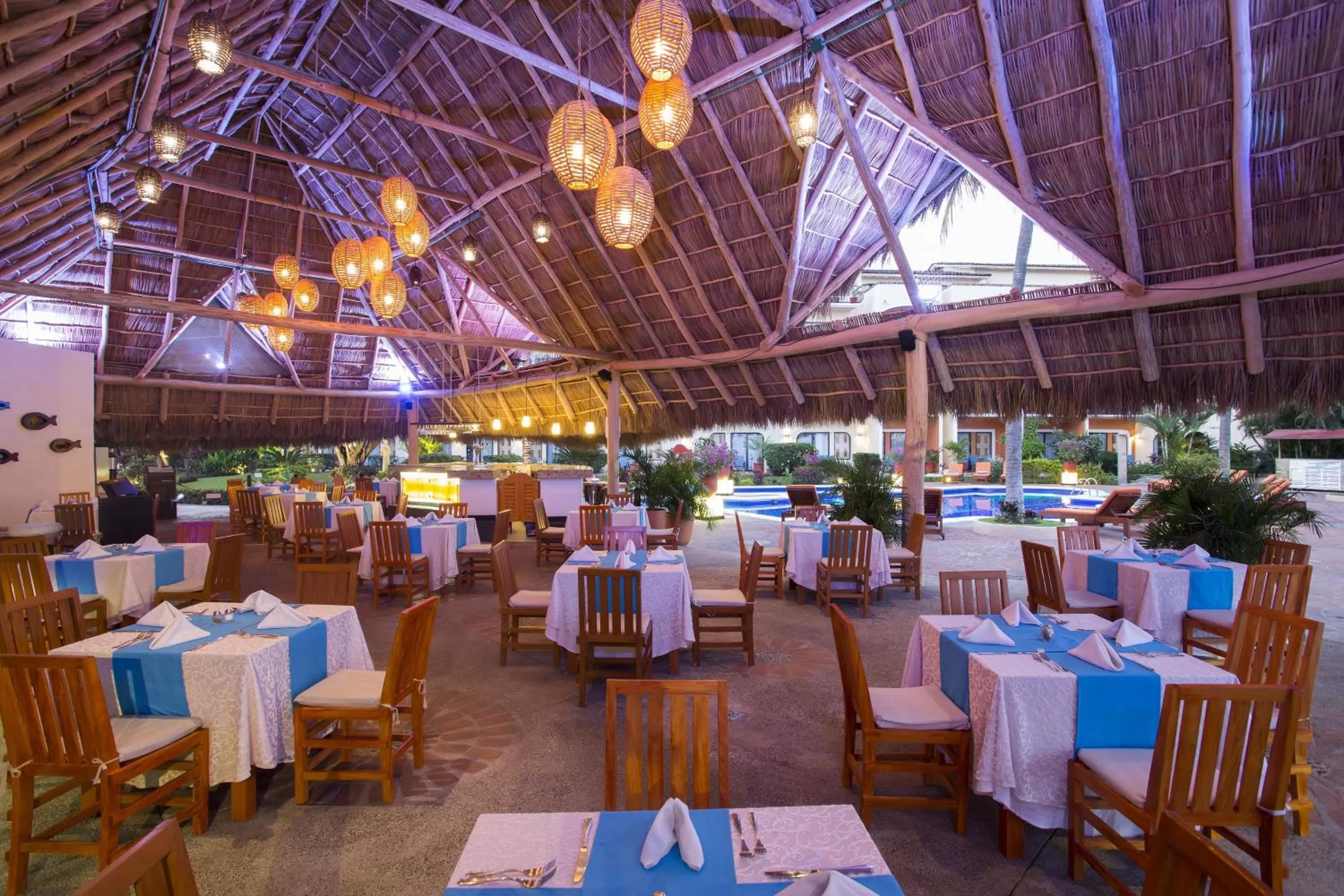 Restaurant/places to eat in Flamingo Vallarta Hotel & Marina