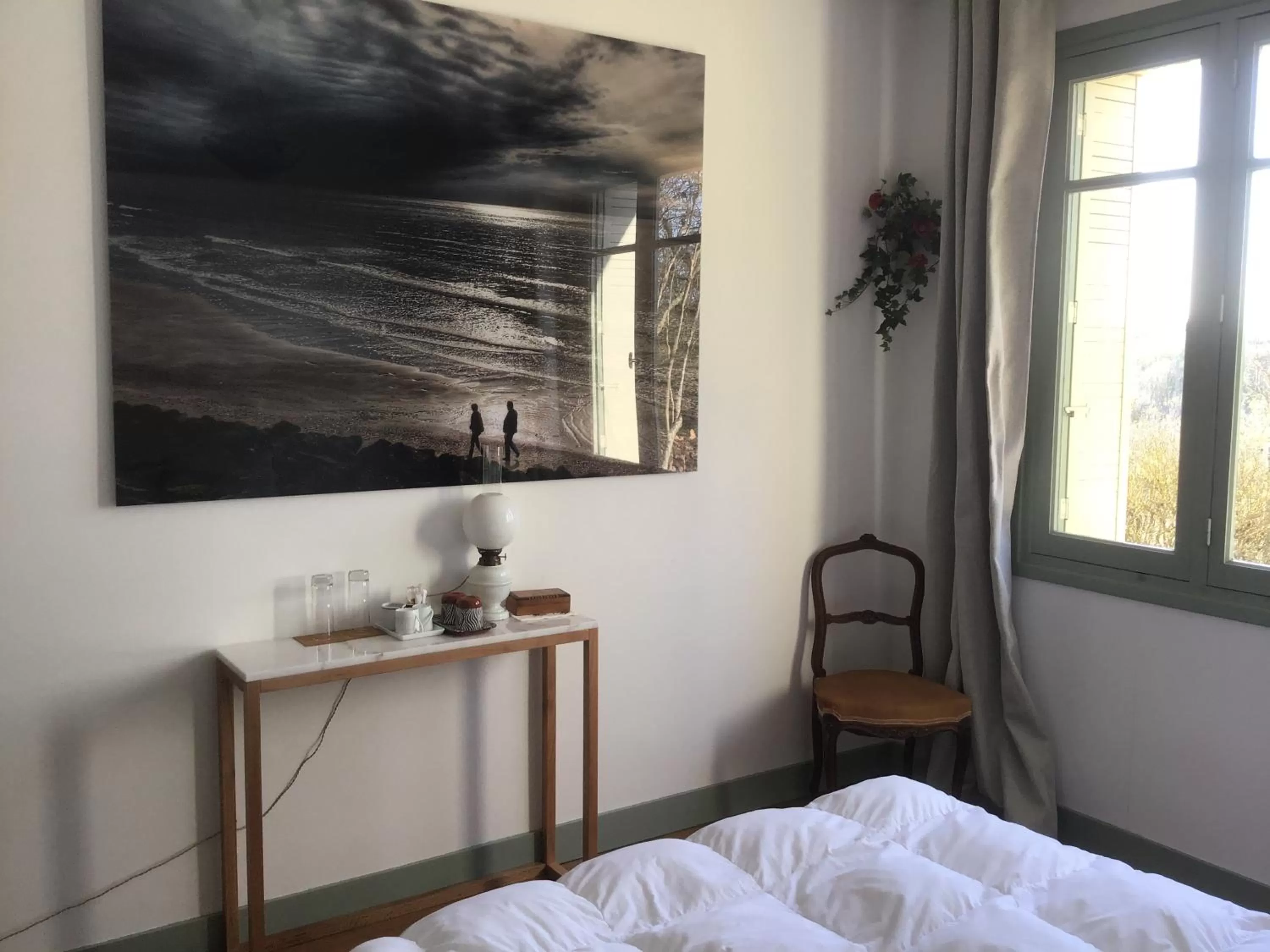 Bedroom, Bed in Cour Tholmer