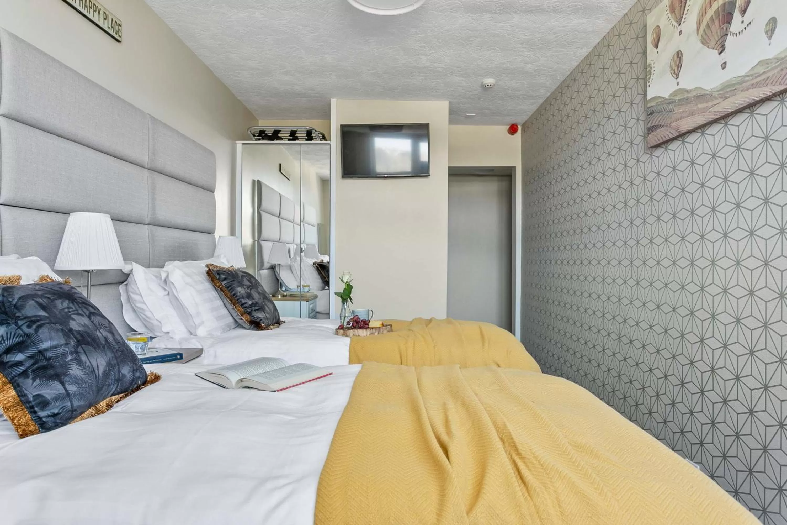 Bedroom, Bed in The Westgate