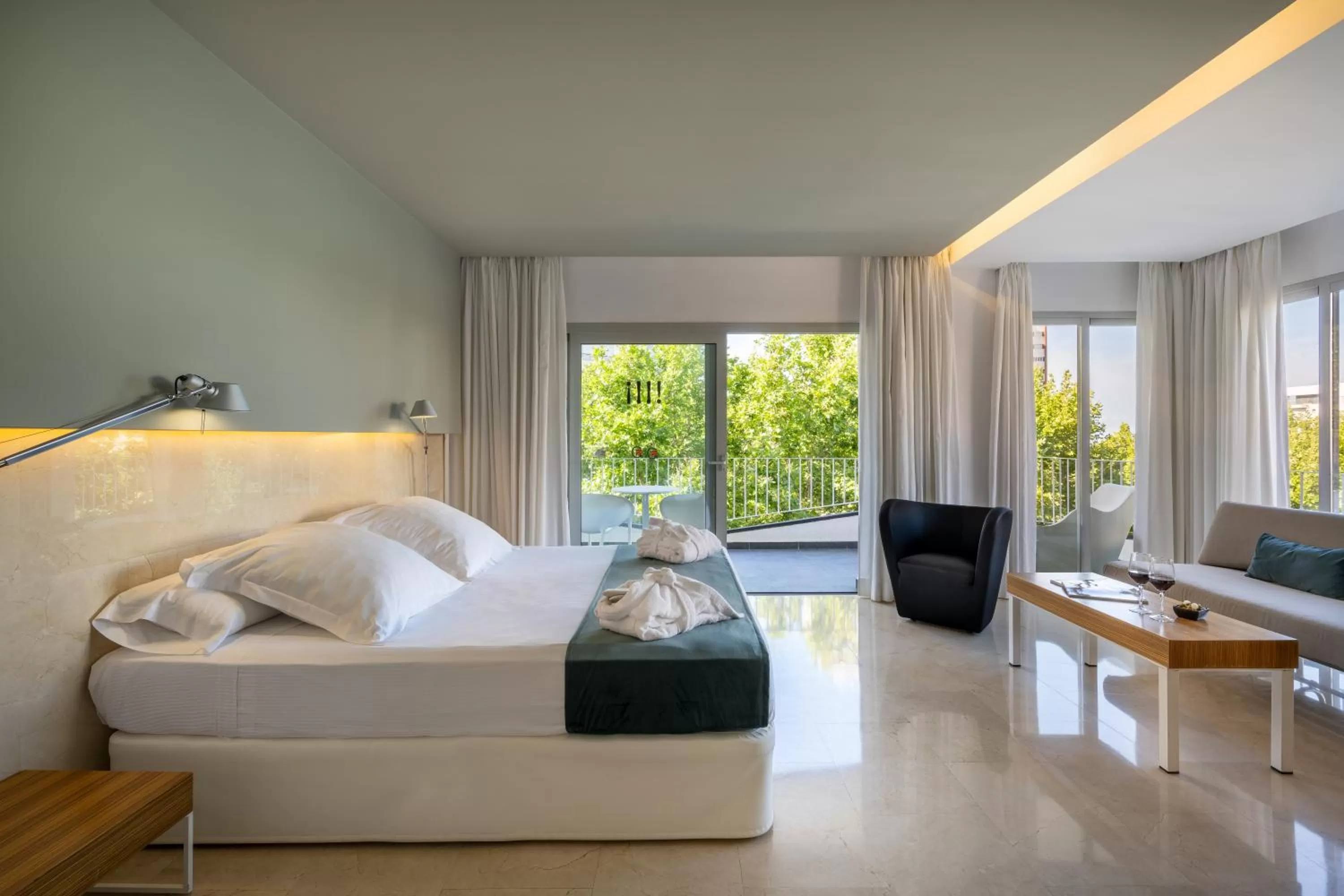 Photo of the whole room in Climia Belroy 4 Sup