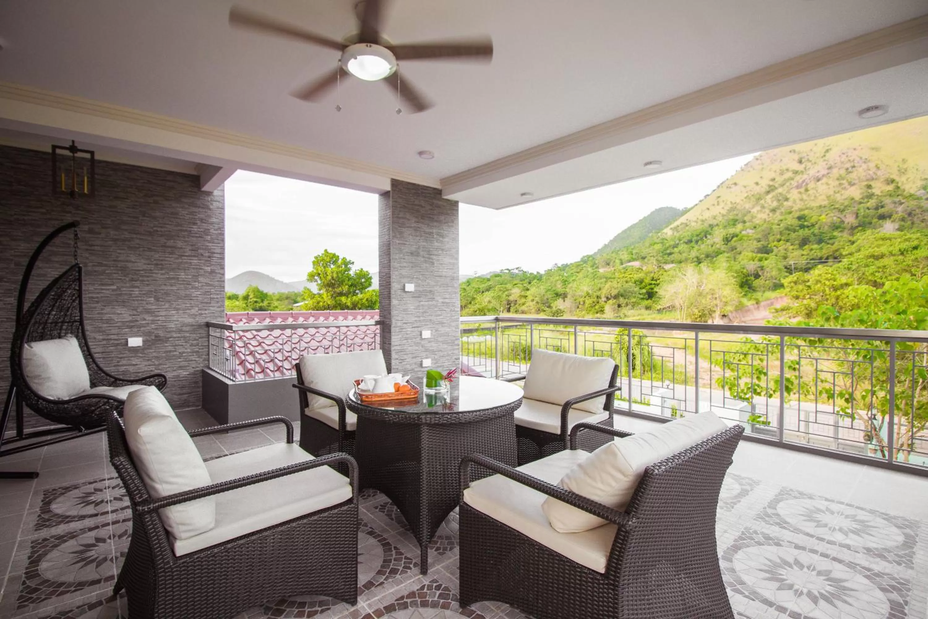 Patio in Bella Villa Coron