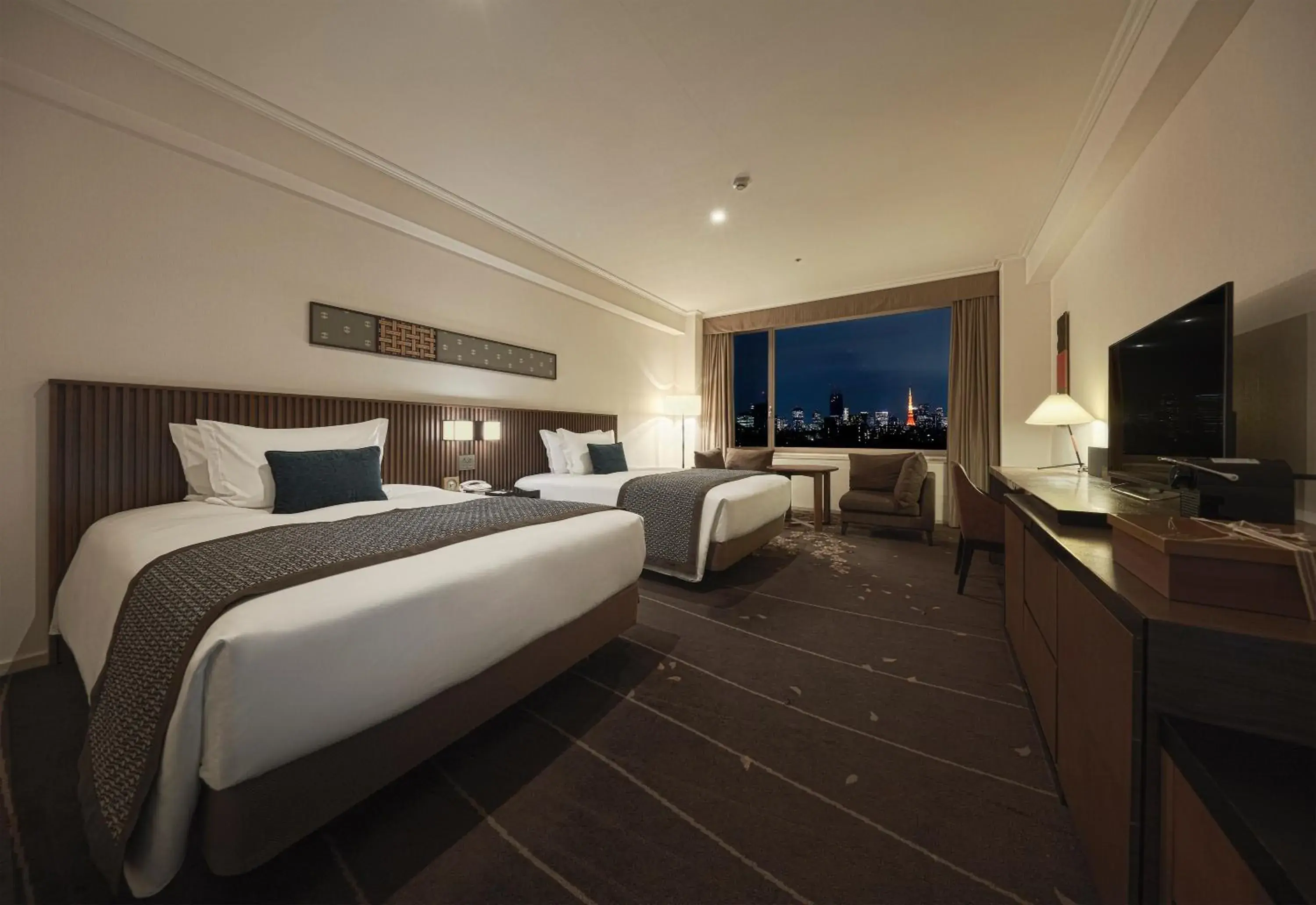 Tower Side Executive Twin (Non-Smoking) with Lounge Access and Lounge Breakfast Included + Sauna Access - single occupancy in The Prince Sakura Tower Tokyo, Autograph Collection Tower Side Executive Twin (Non-Smoking) with Lounge Access and Lounge Breakfast Included + Sauna Access - single occupancy in The Prince Sakura Tower Tokyo, Autograph Collection