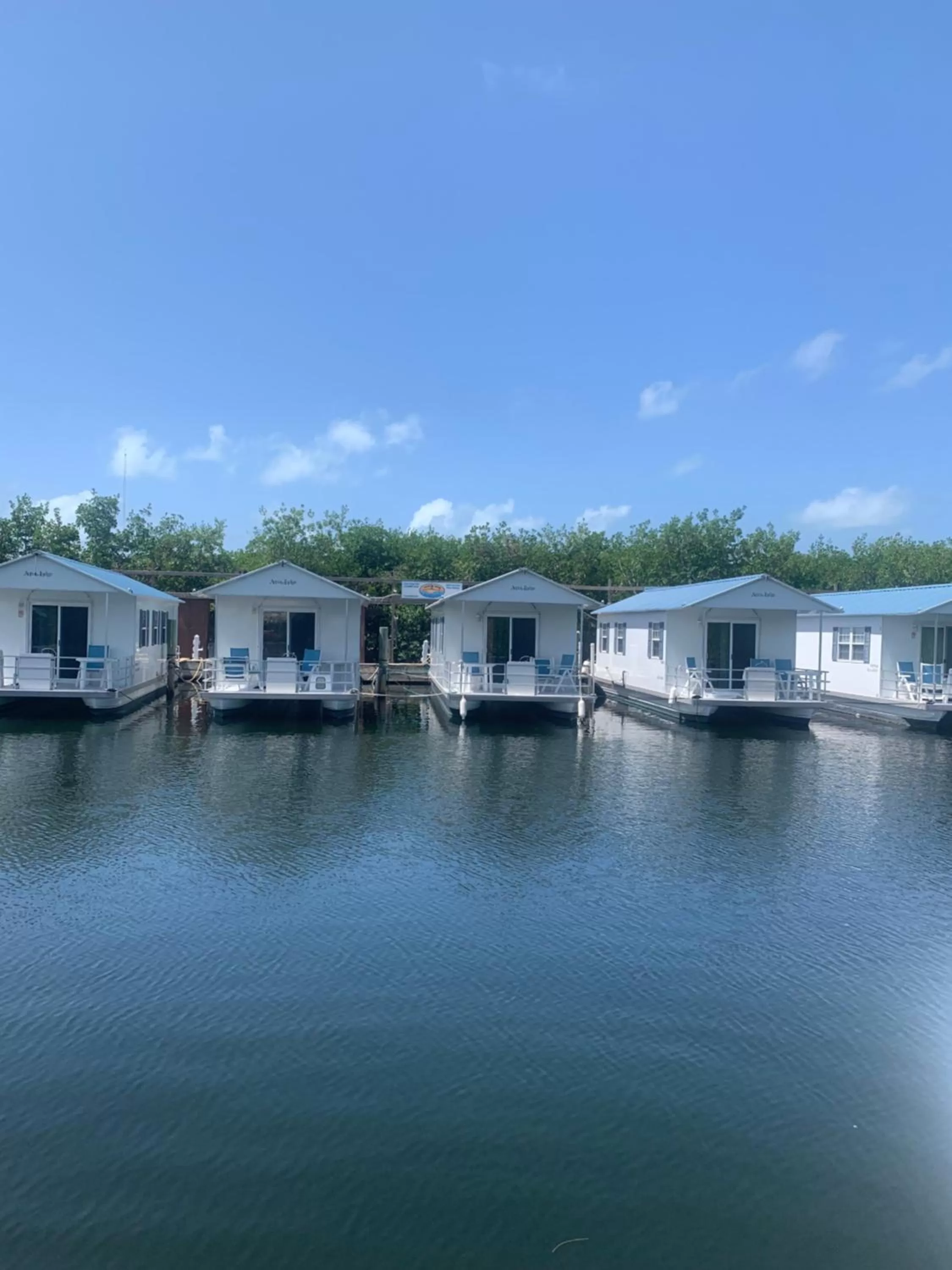 Property building in Aqua Lodges At Hurricane Hole Marina