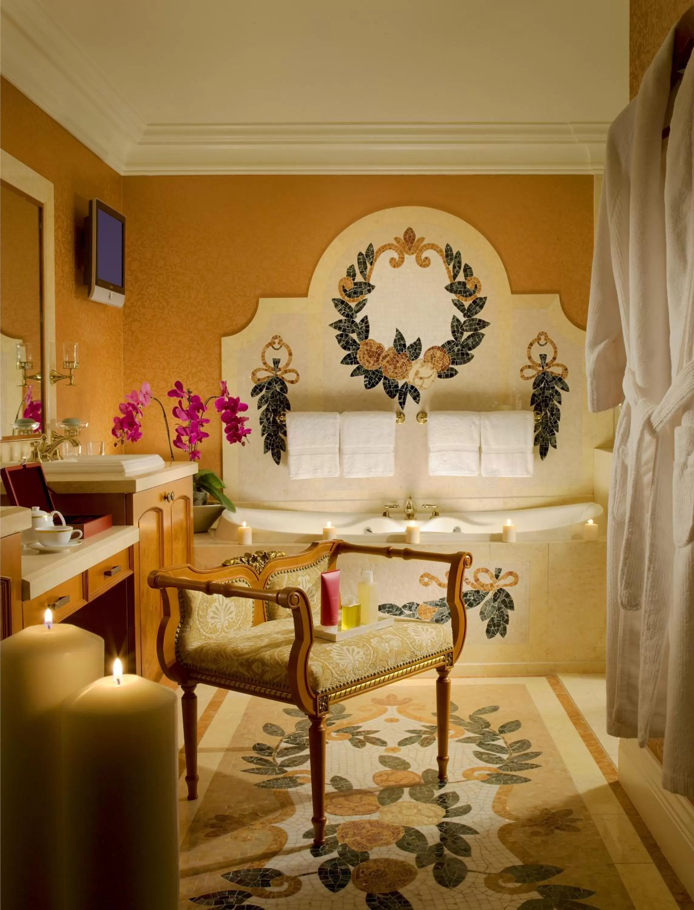 Hot Tub in Terelj Hotel & Spa