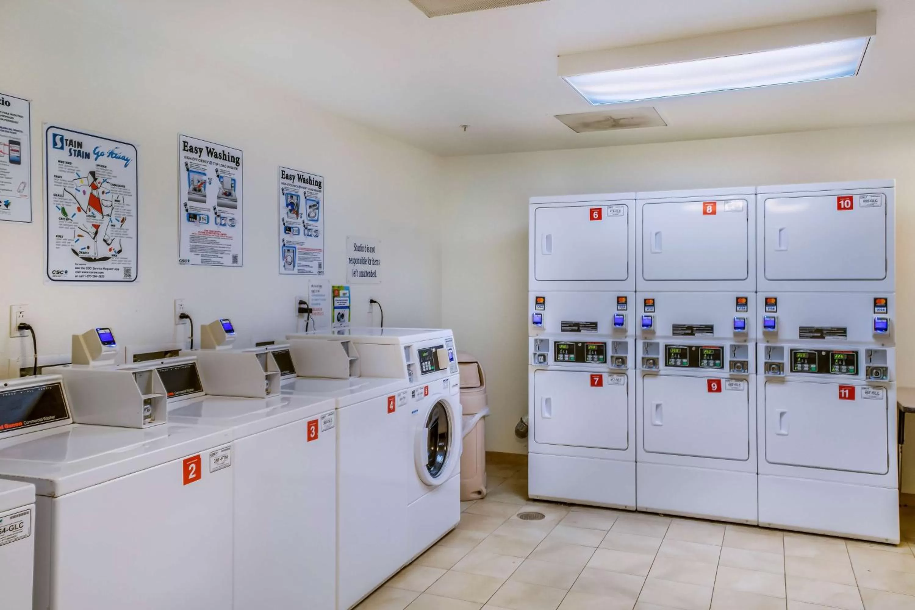washing machine in Motel 6 Fishers, In - Indianapolis