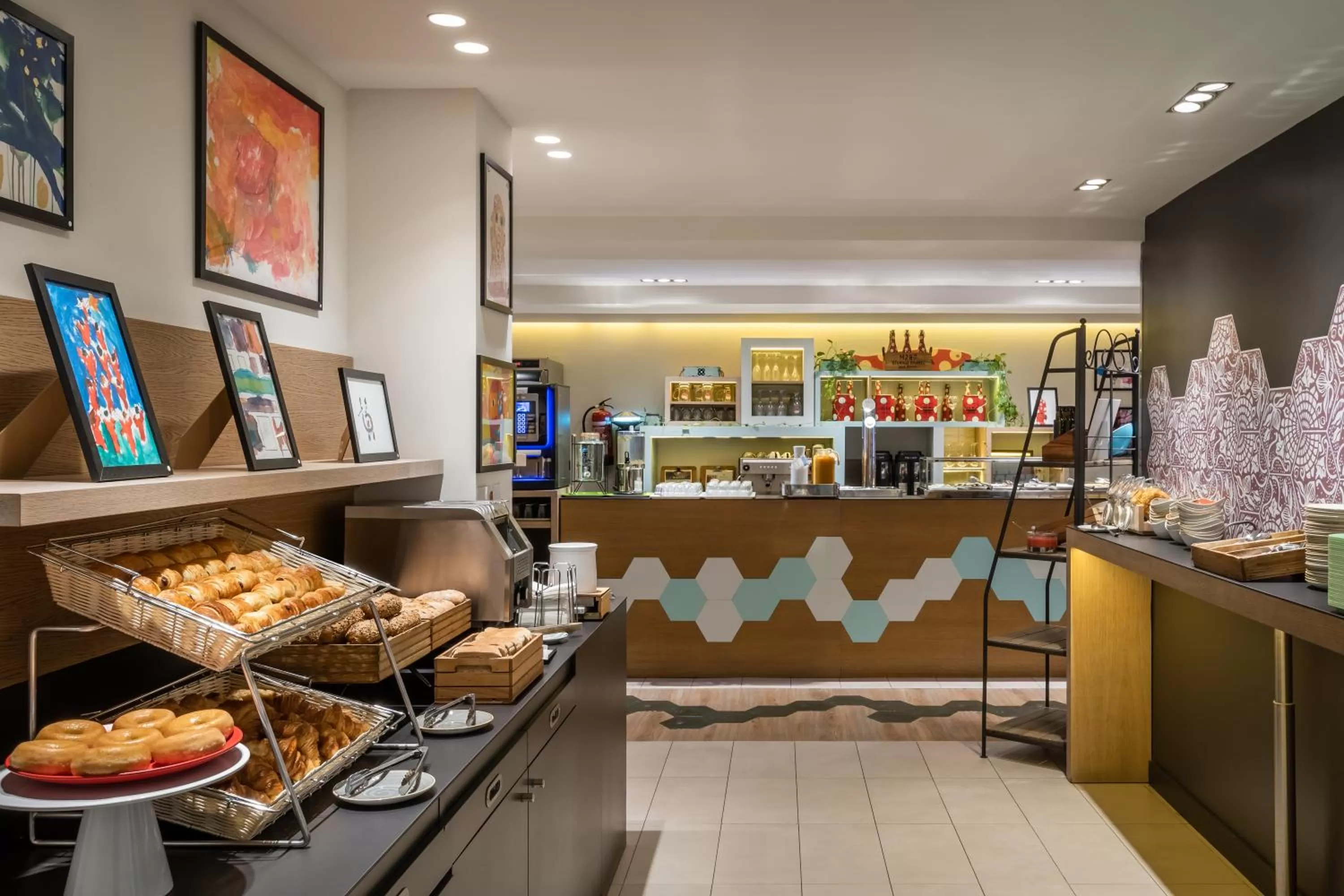 Breakfast in ibis Styles Barcelona Centre