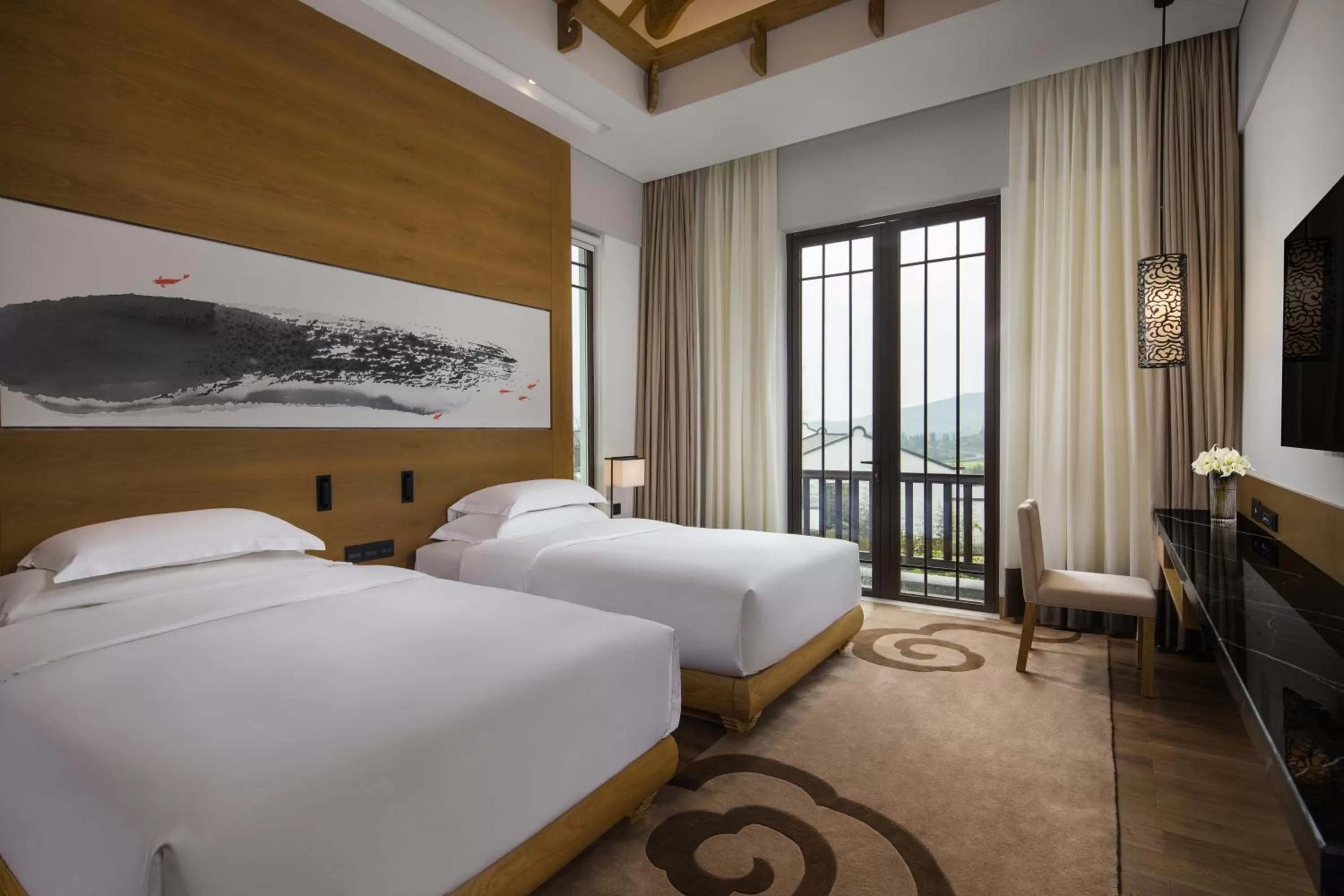Tachuan Villa - Include 4 Breakfast （Travel Photography, Mini-bar Access, Exclusive Welcome Benefits, and Turndown Service） in Banyan Tree Hotel Huangshan-The Ancient Charm of Huizhou, a Paradise