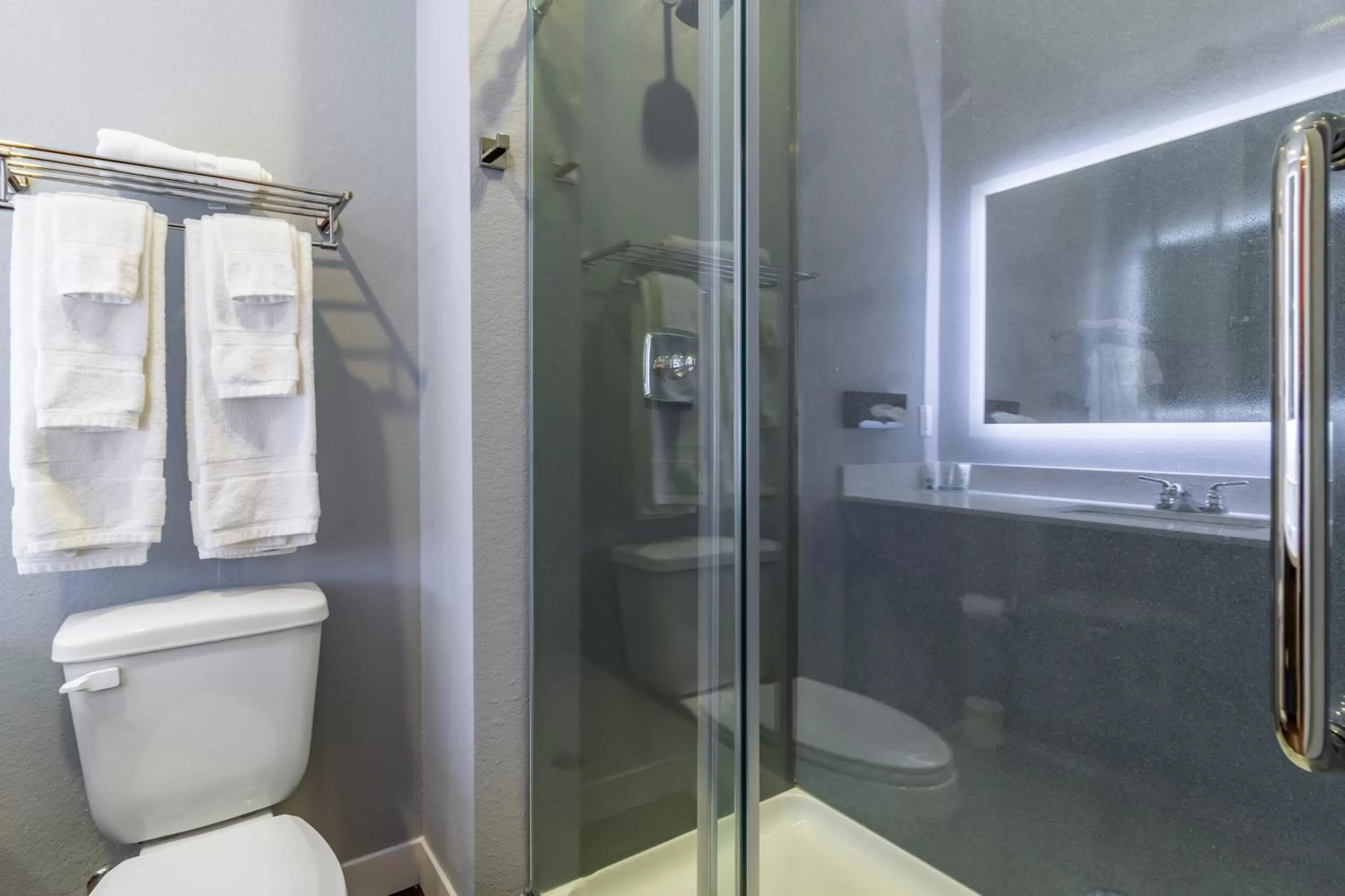 Bathroom in Scottish Inns & Suites Houston, TX