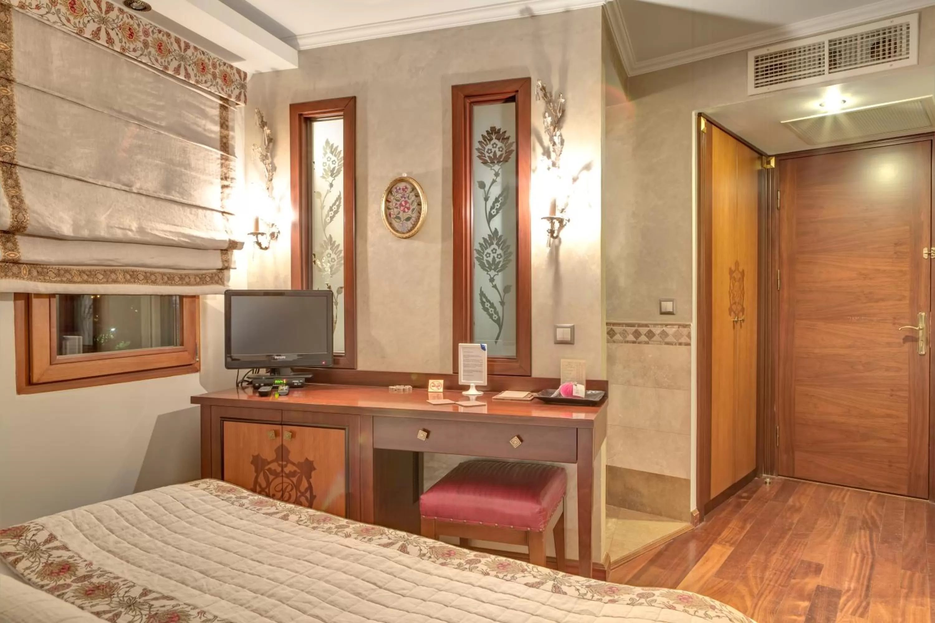 TV and multimedia, Bed in Bulbul Yuvası Boutique Hotel