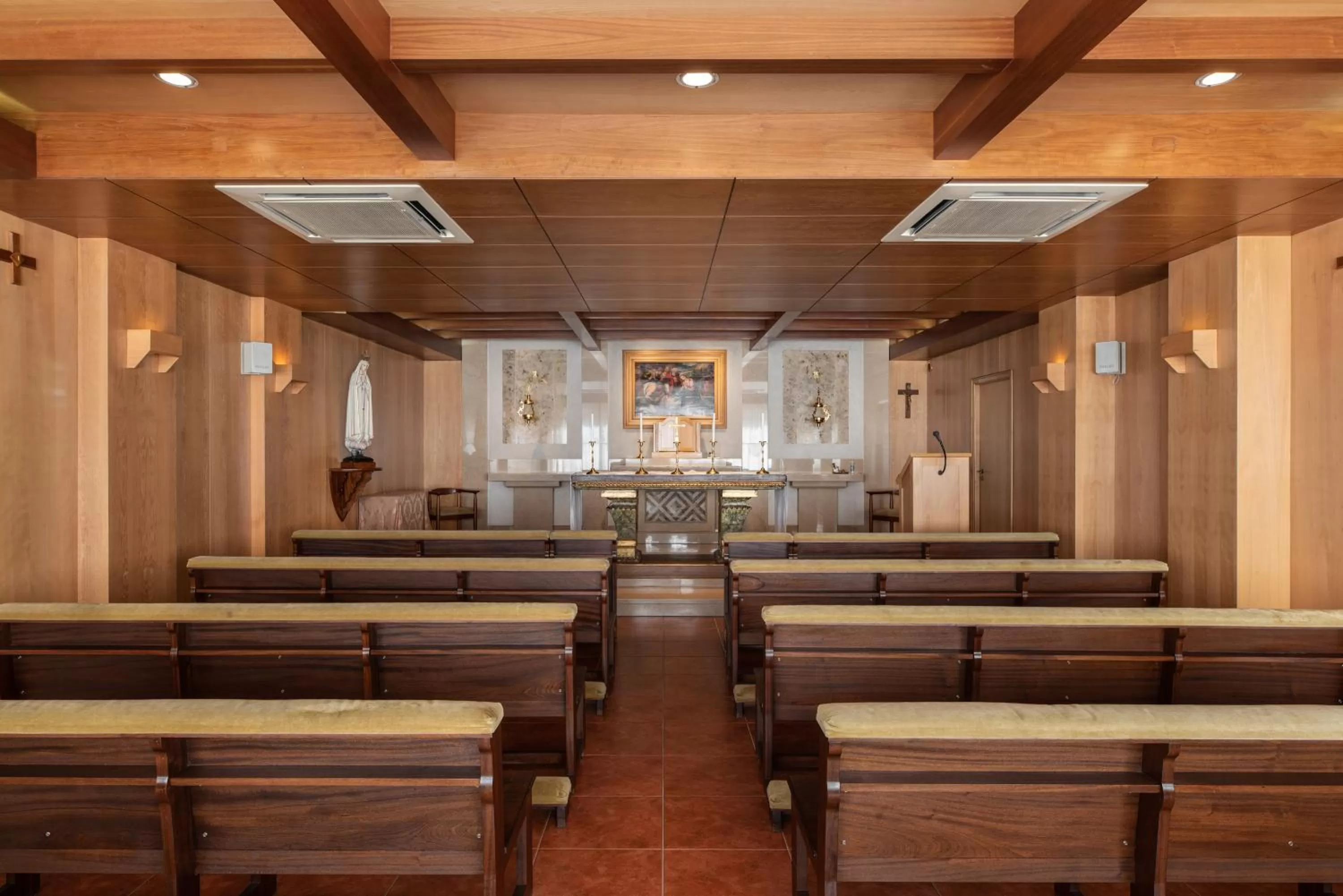 Place of worship in Crisol Tres Pastorinhos