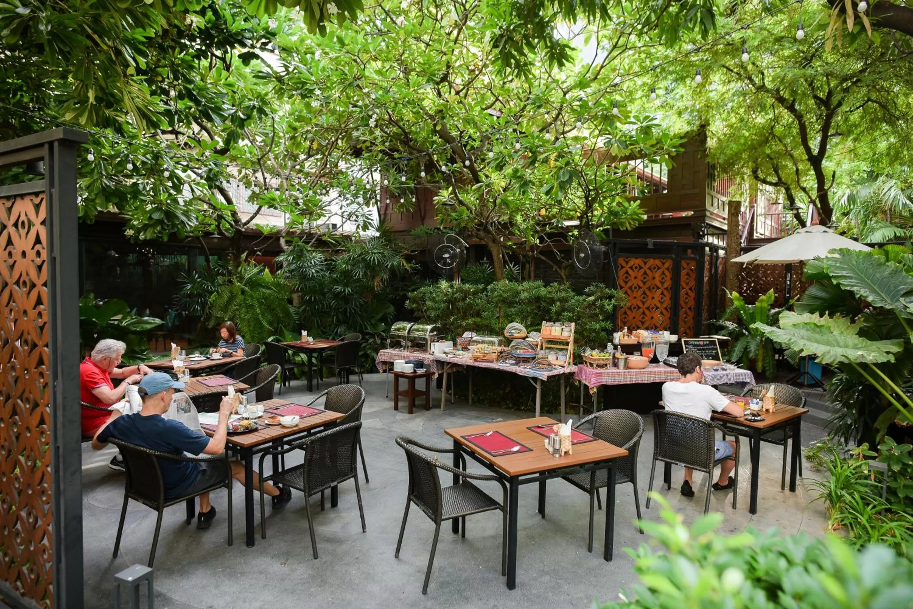 The Rose Residence, Bangkok