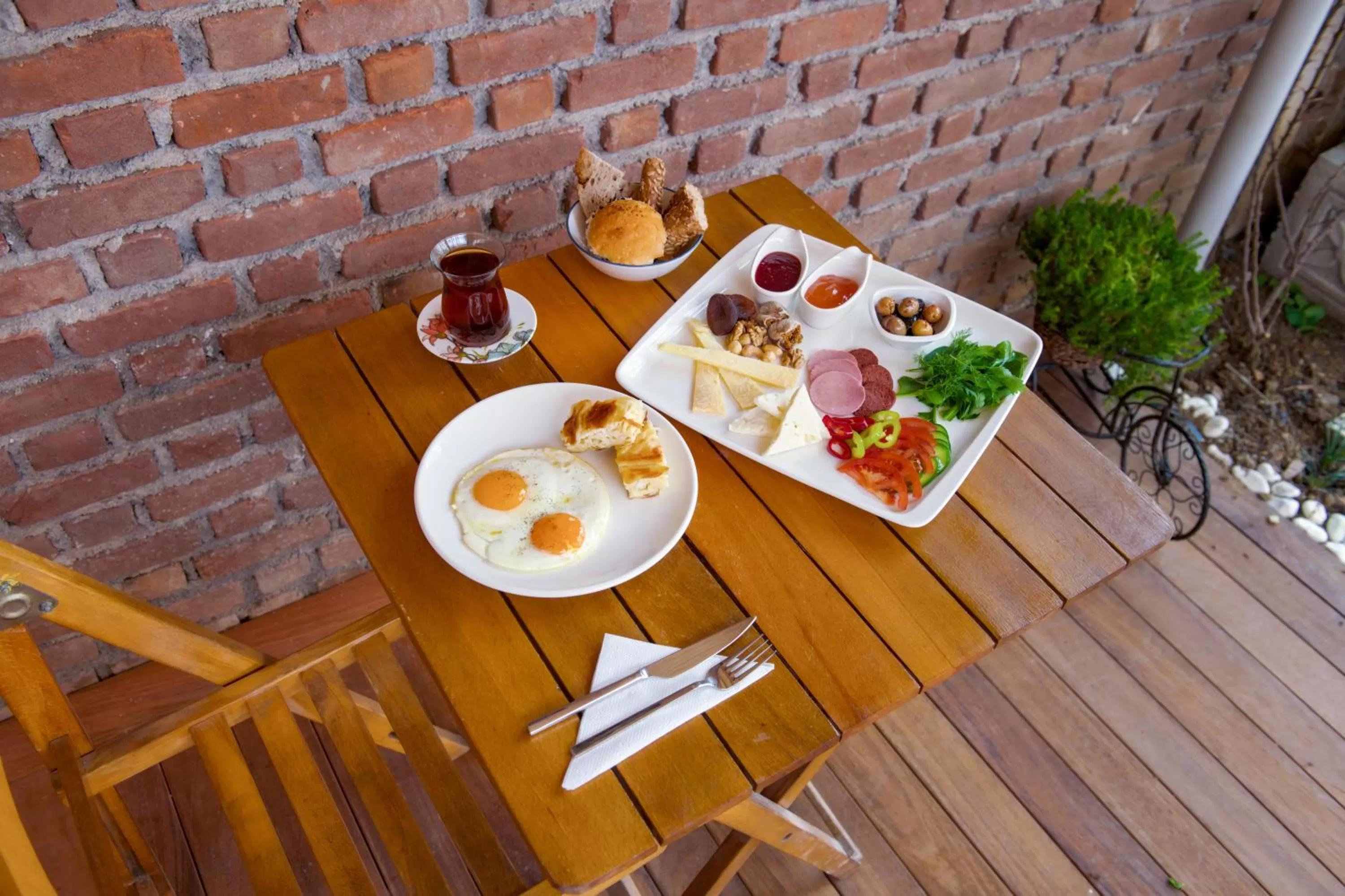 Breakfast in İkiz Konak Boutique Hotel