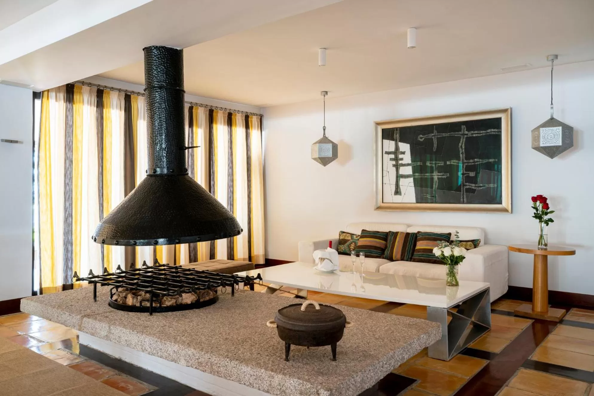 flat iron in Parador de Mojácar