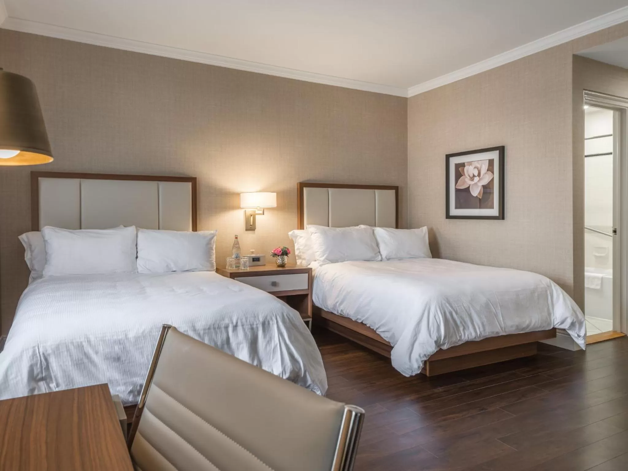 Bedroom, Bed in The Lord Nelson Hotel & Suites