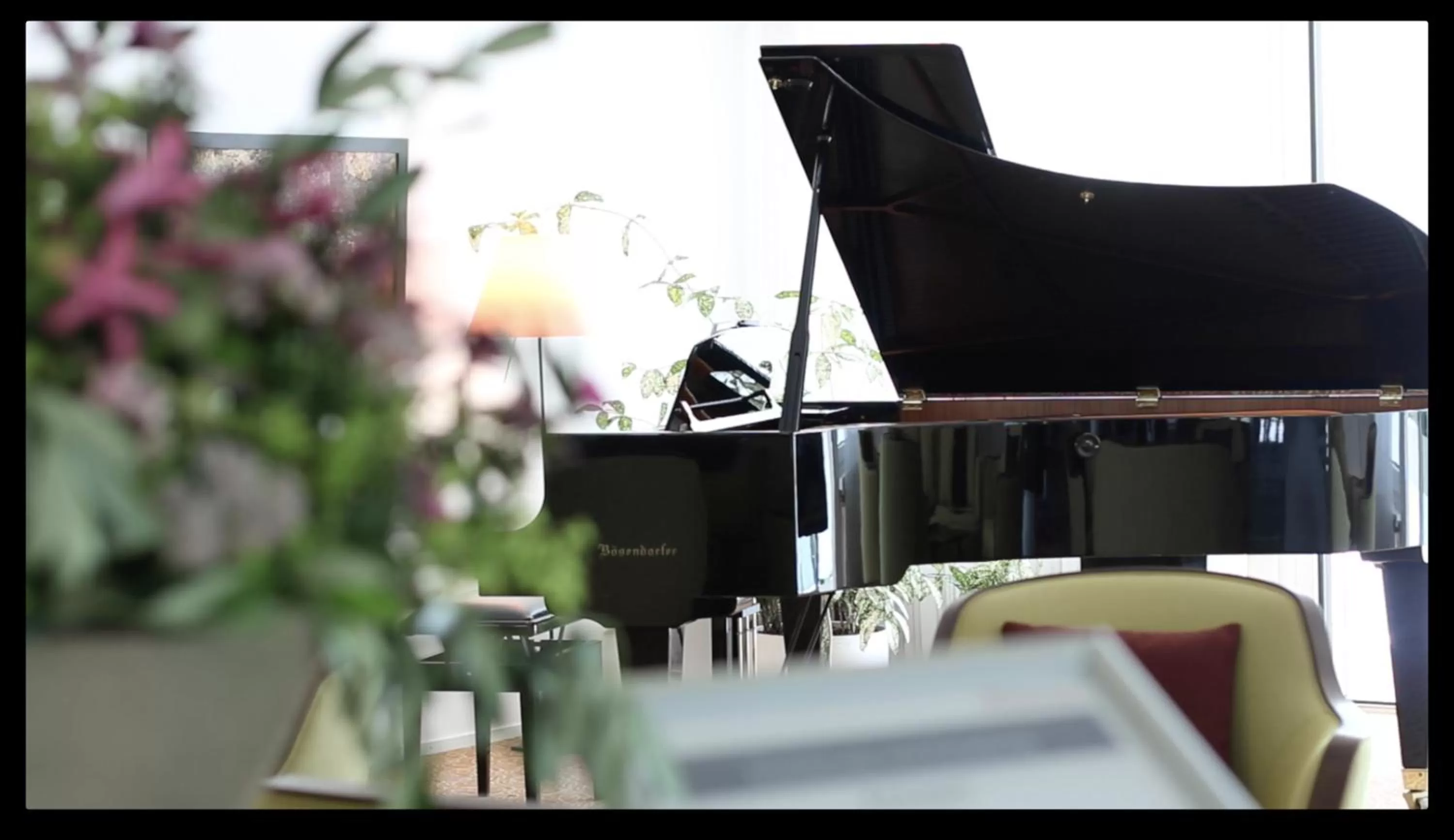 Lobby or reception in Tertianum Parkresidenz Meilen