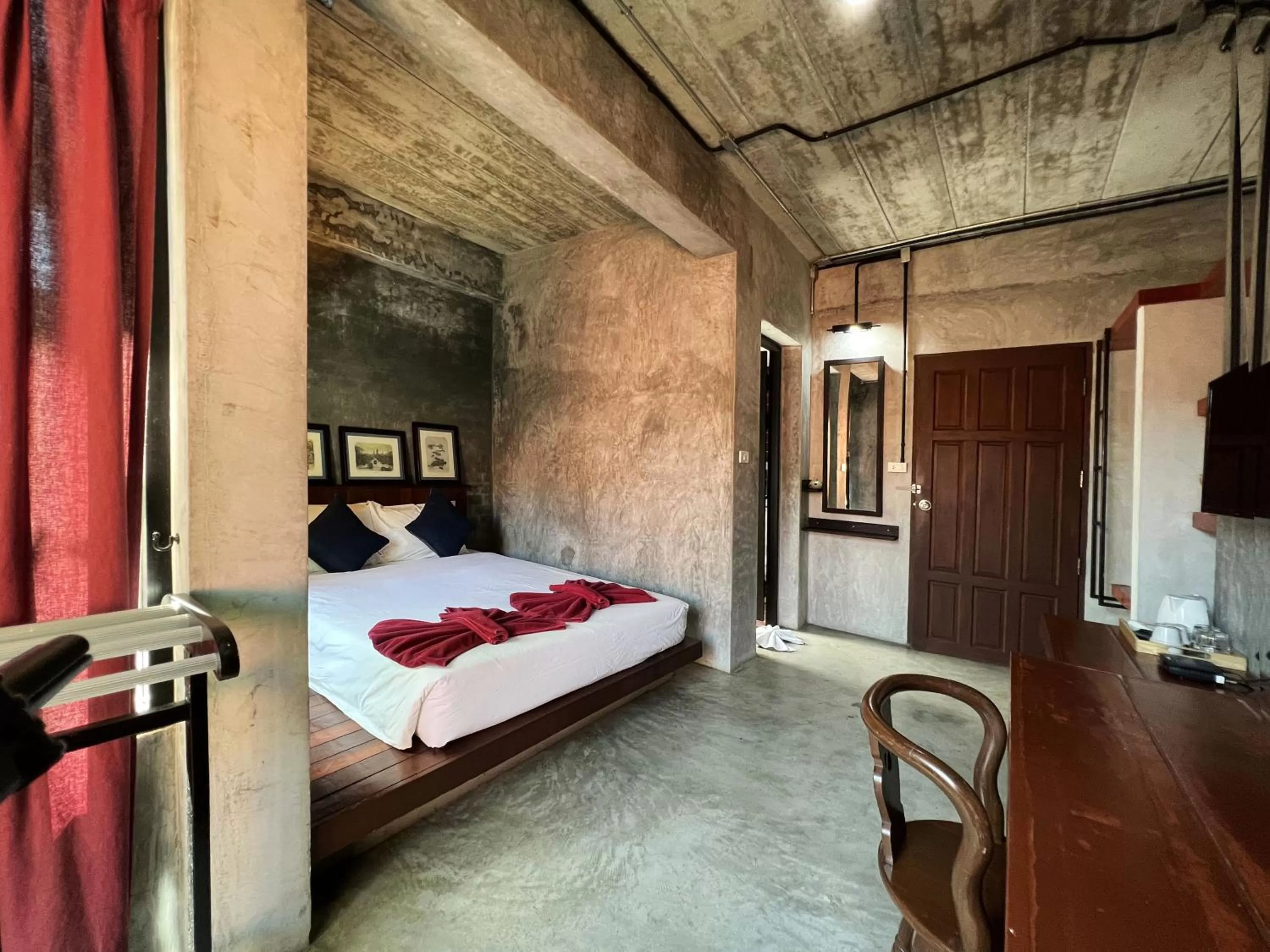 Bed in Aonang Third Place Hometel