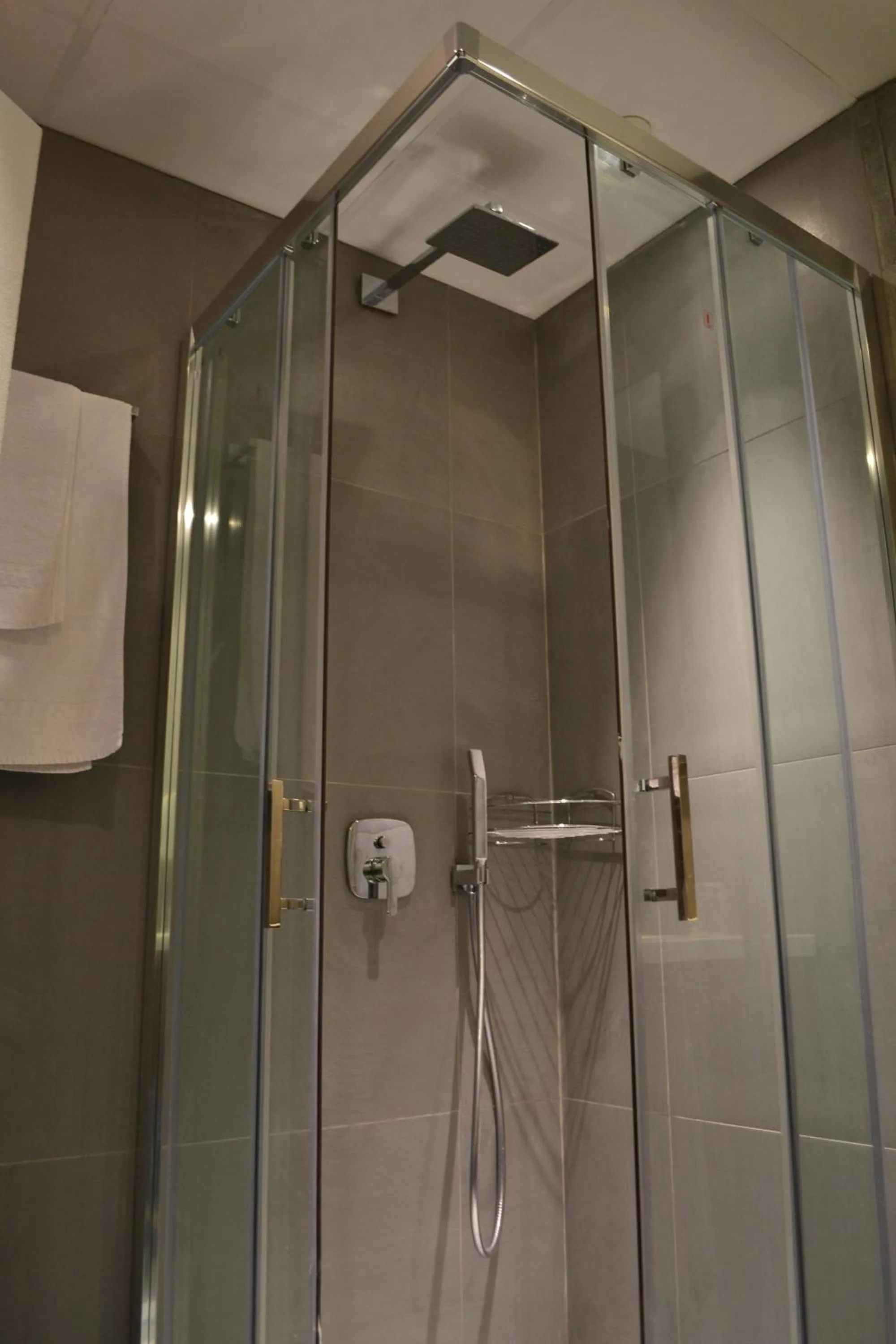 Bathroom in Hotel Schtak