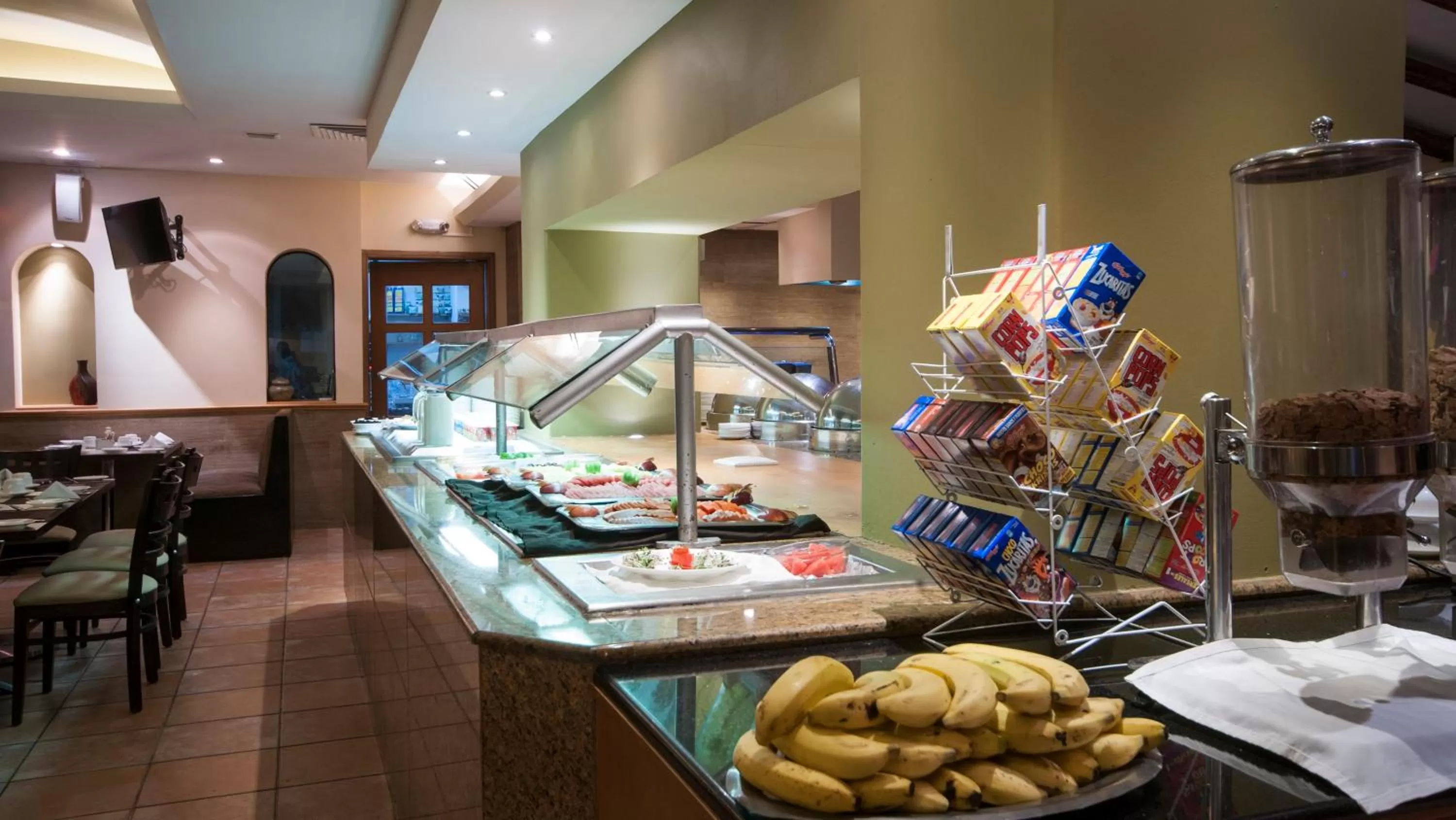 Restaurant/places to eat in Holiday Inn Ciudad Del Carmen by IHG
