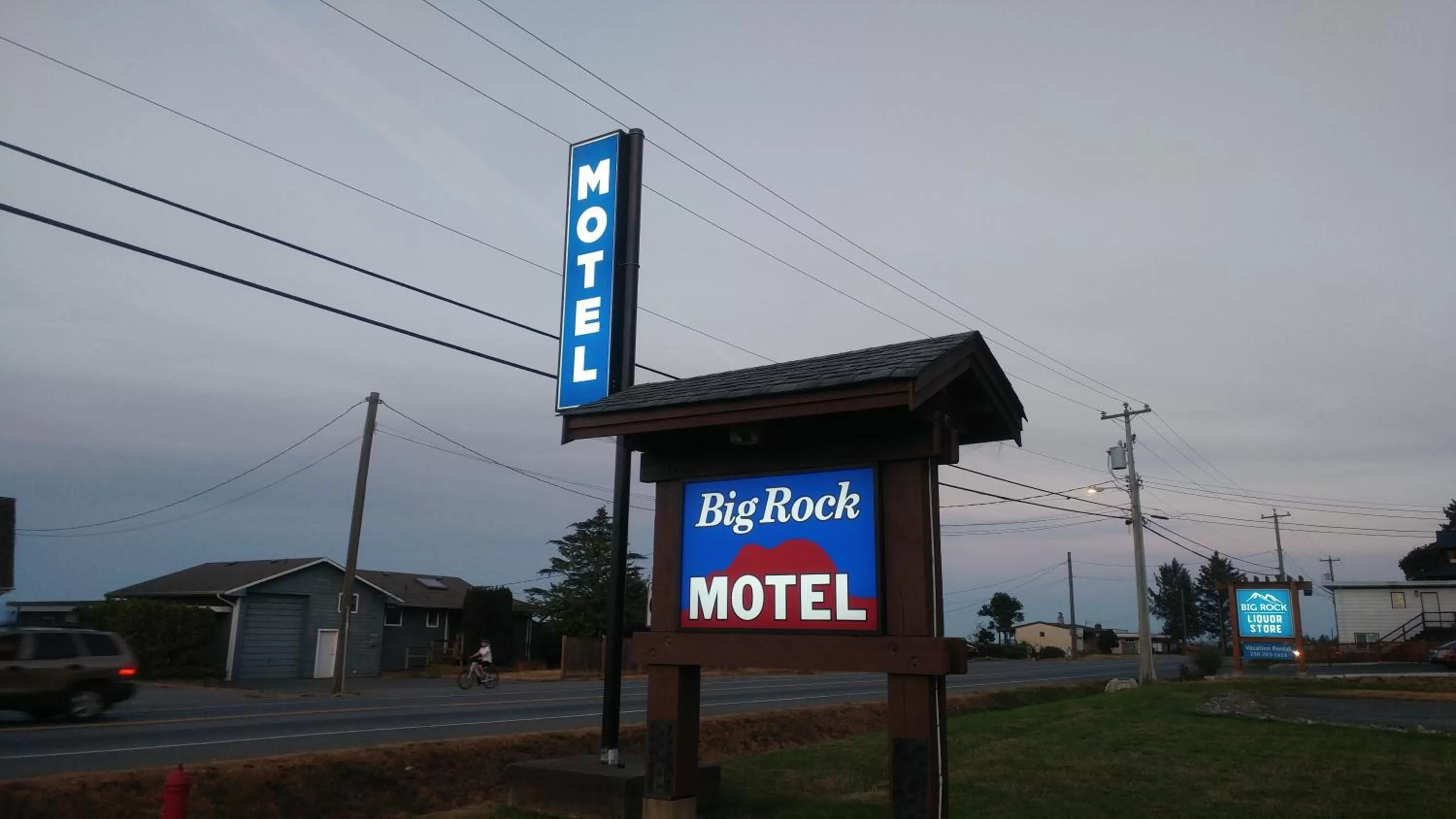 Decorative detail in Big Rock Motel