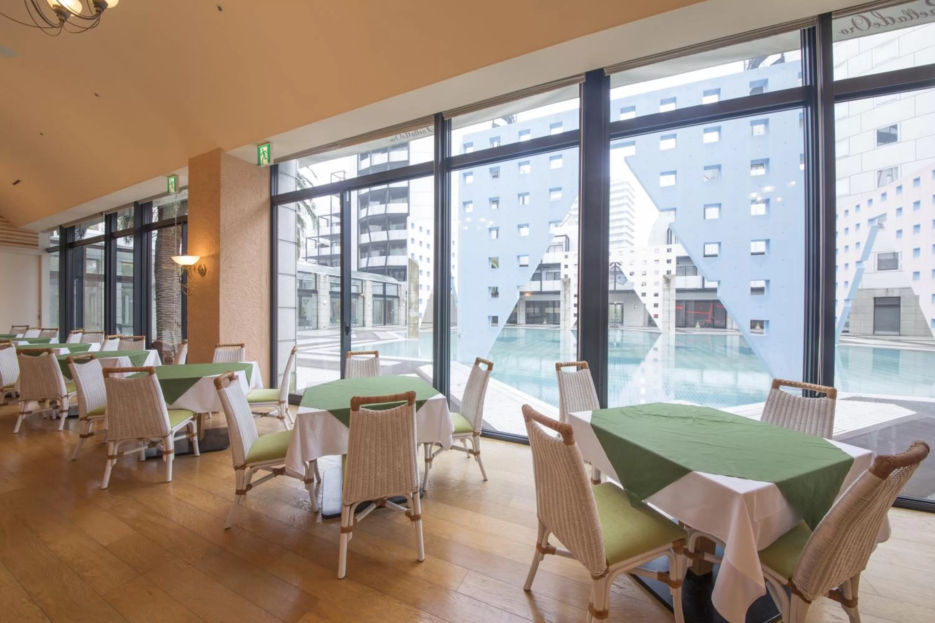 Restaurant/places to eat in The Residential Suites Fukuoka