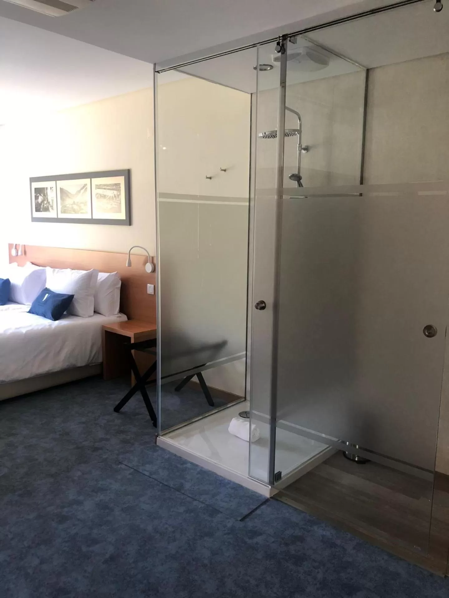 Bathroom, Bed in Hotel da Vila