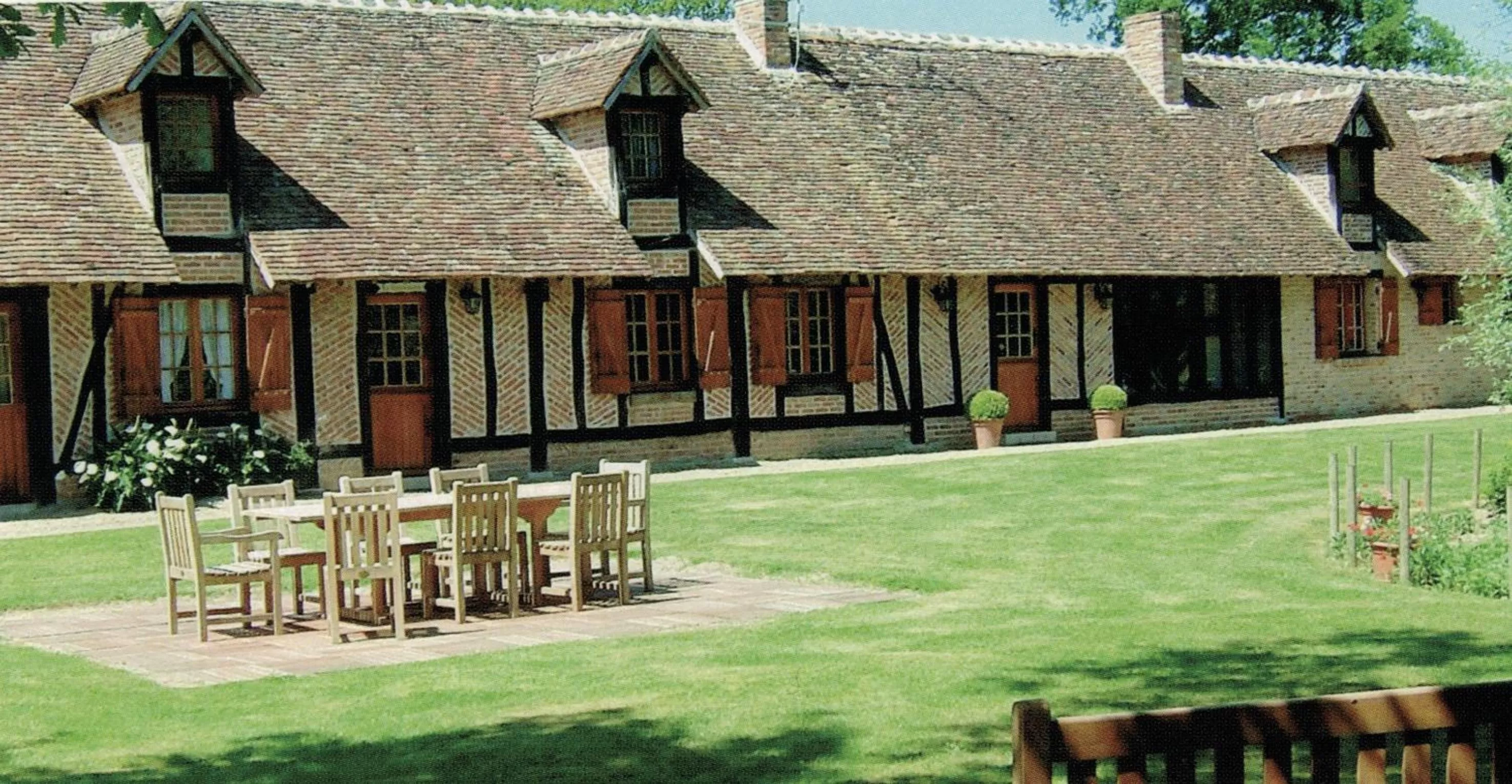 Facade/entrance in La rabouillere