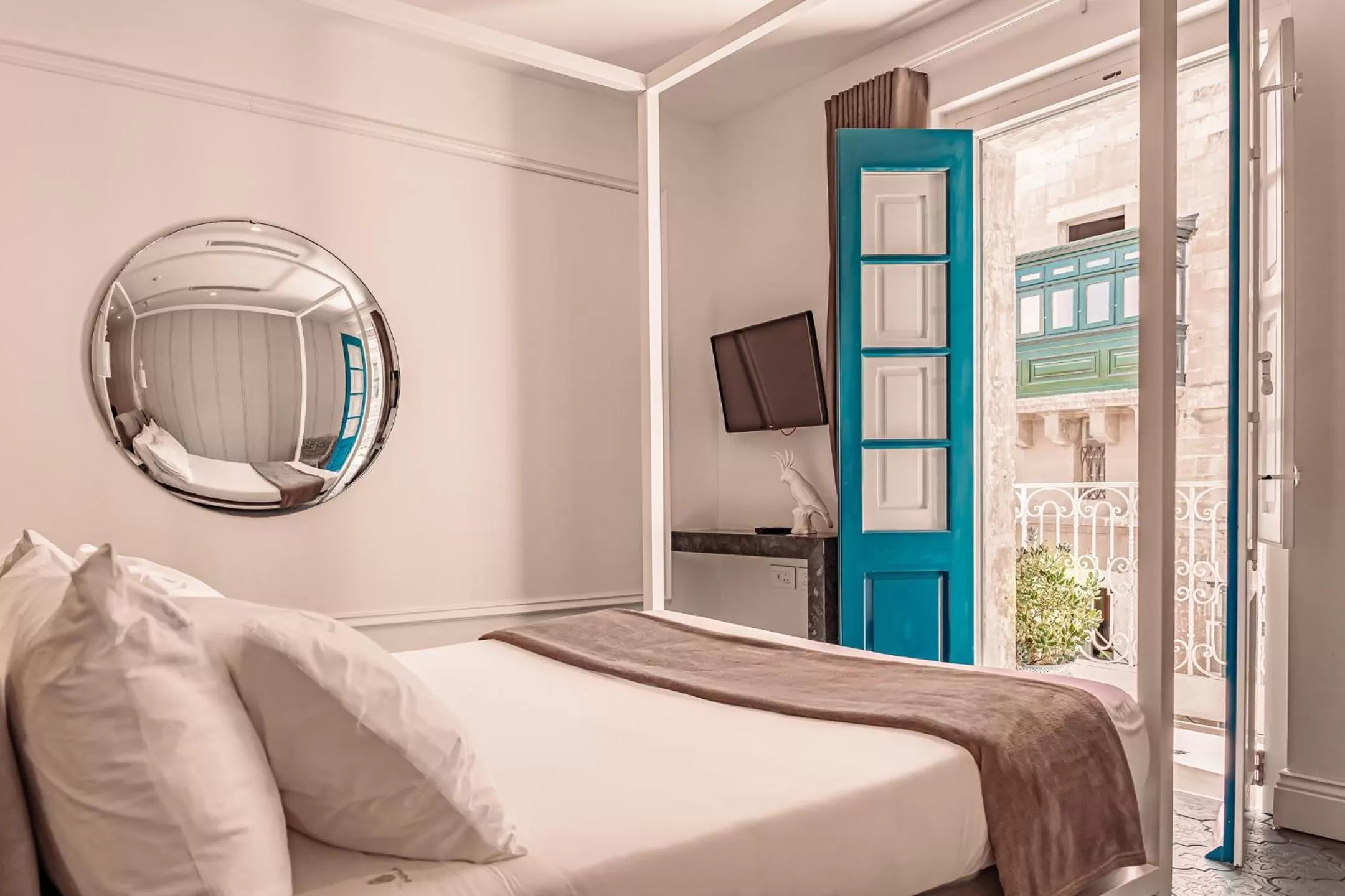 Bedroom, Bed in Iniala Harbour House