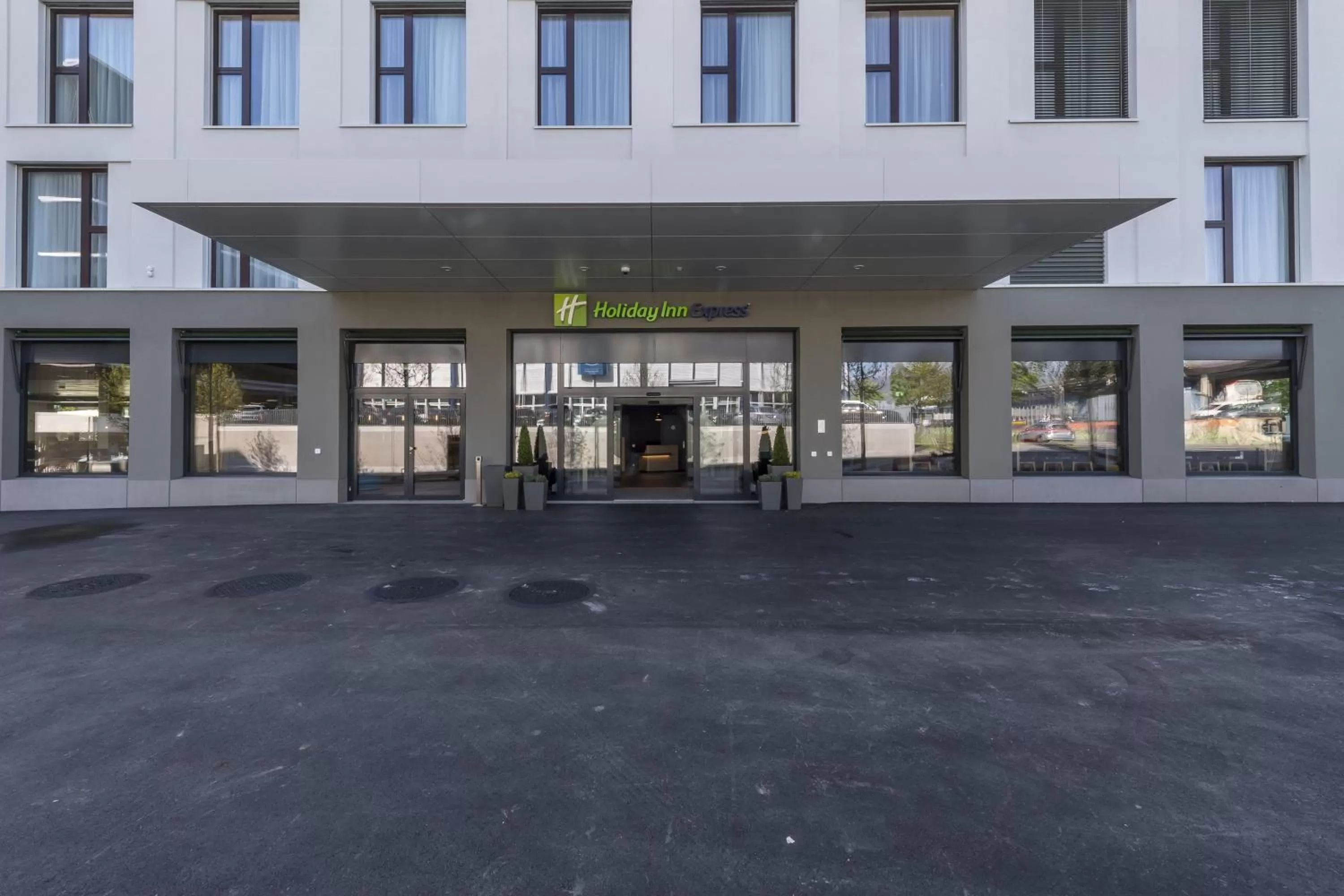 Property building in Holiday Inn Express - Luzern - Kriens by IHG
