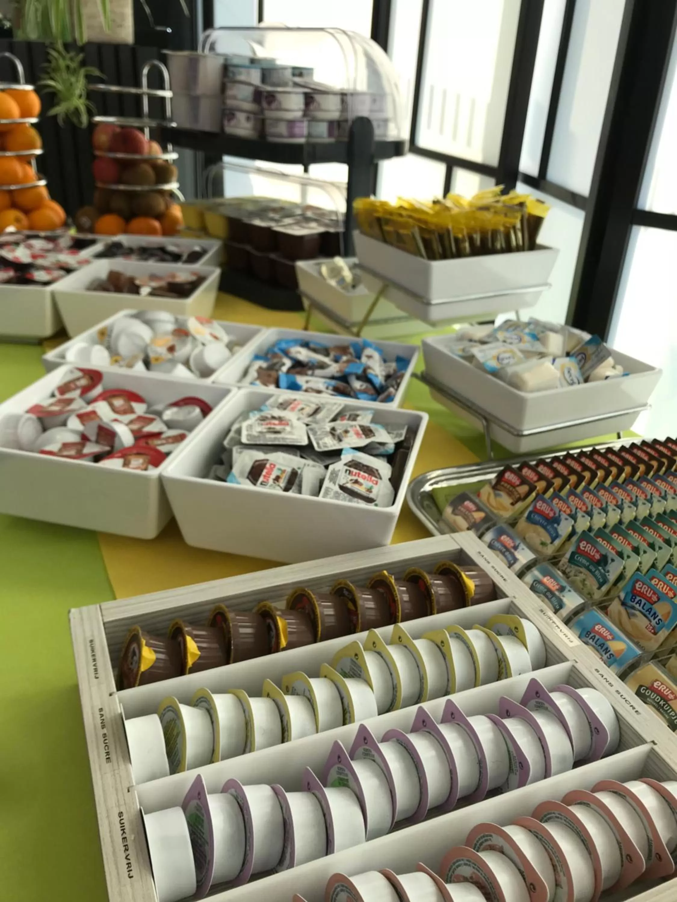 Breakfast in Hotel Middelpunt - Gratis Parking - Ontbijt inbegrepen! Nieuwjaarsbrunch 01 januari, op 31 december restaurant gesloten