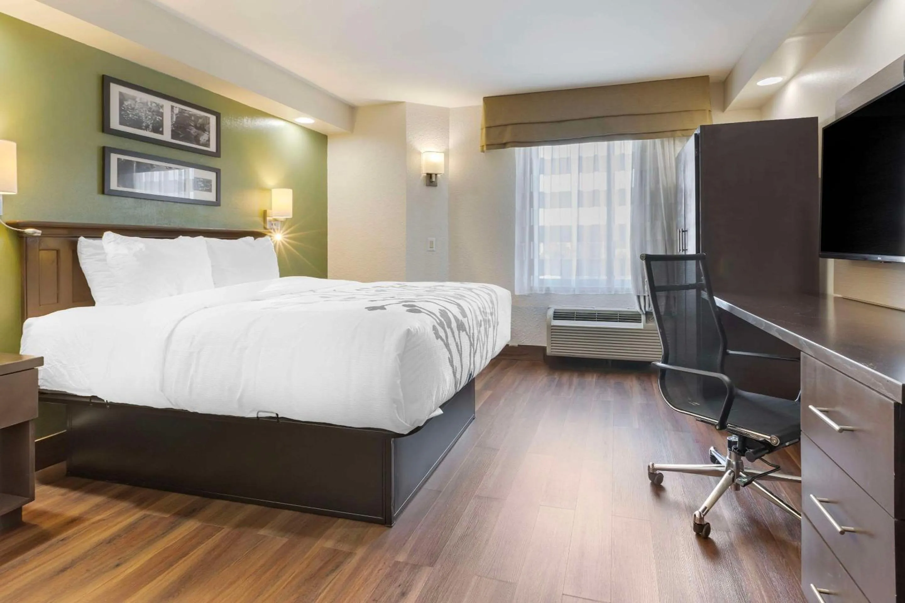 Bedroom in Sleep Inn