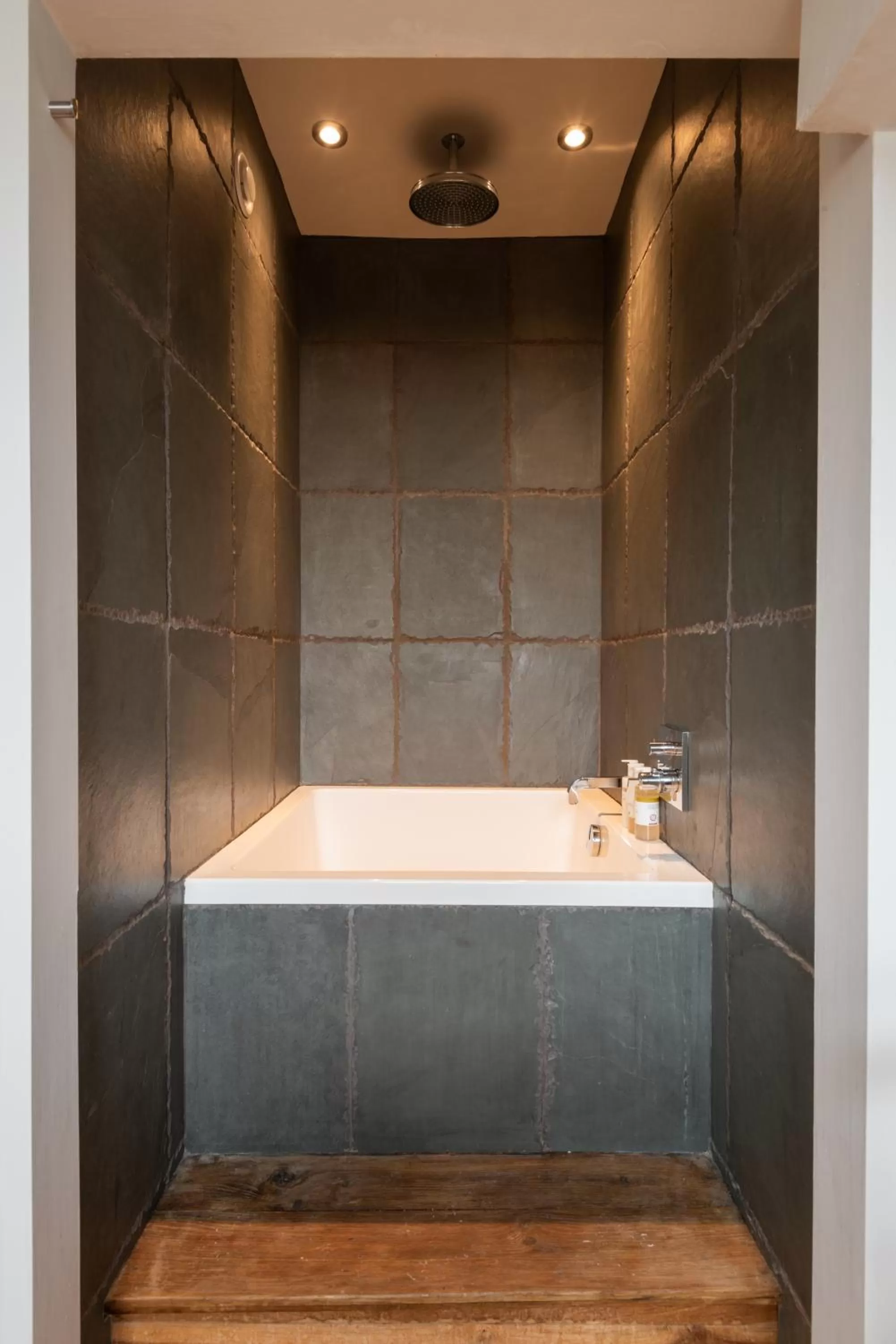 Bathroom in The Whitehouse