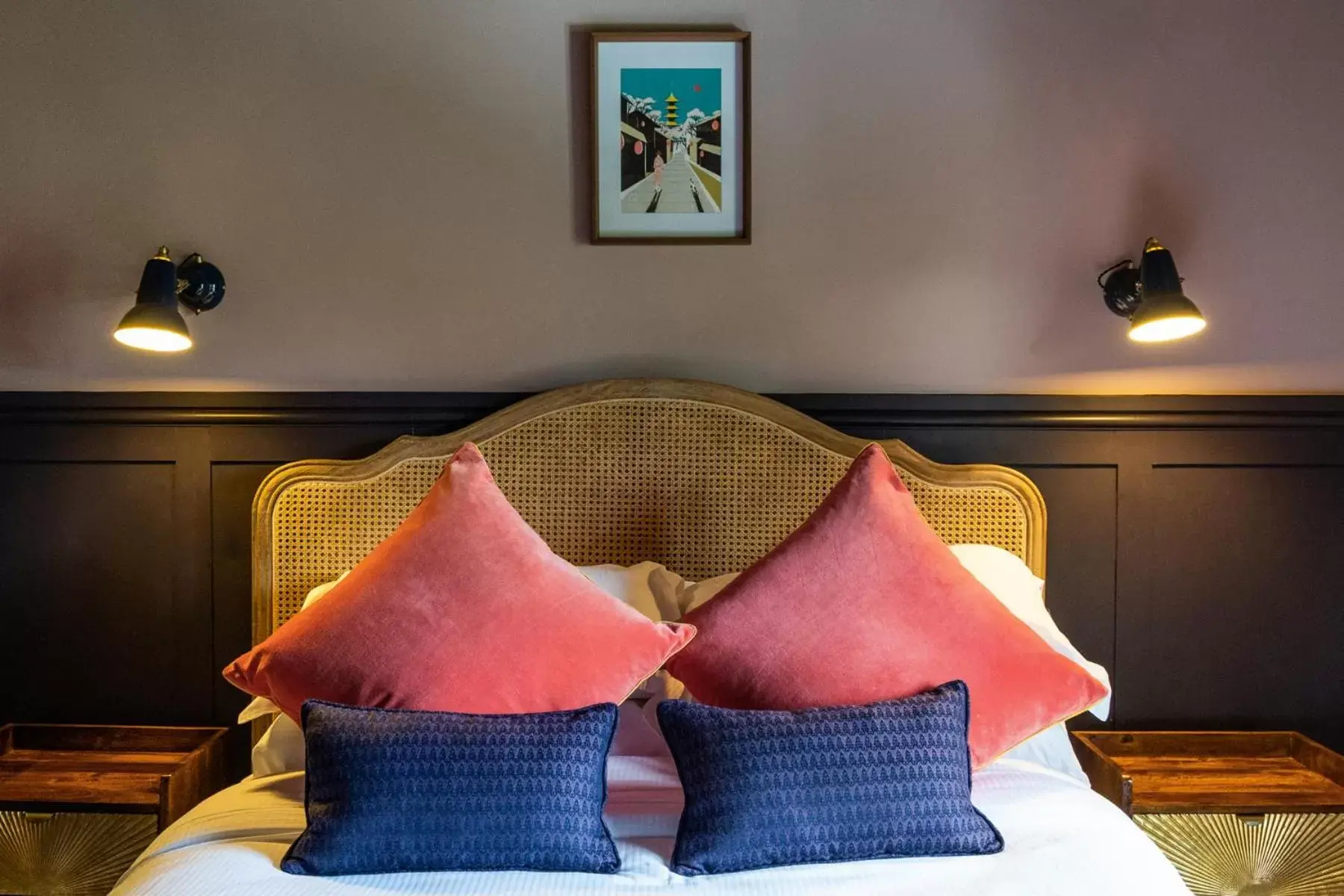 Superior King Room - single occupancy in The Queens Chew Magna Superior King Room - single occupancy in The Queens Chew Magna