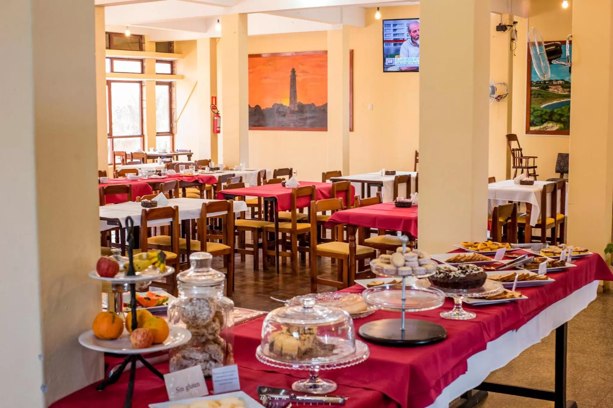 Food and drinks, Restaurant/Places to Eat in Hotel Internacional