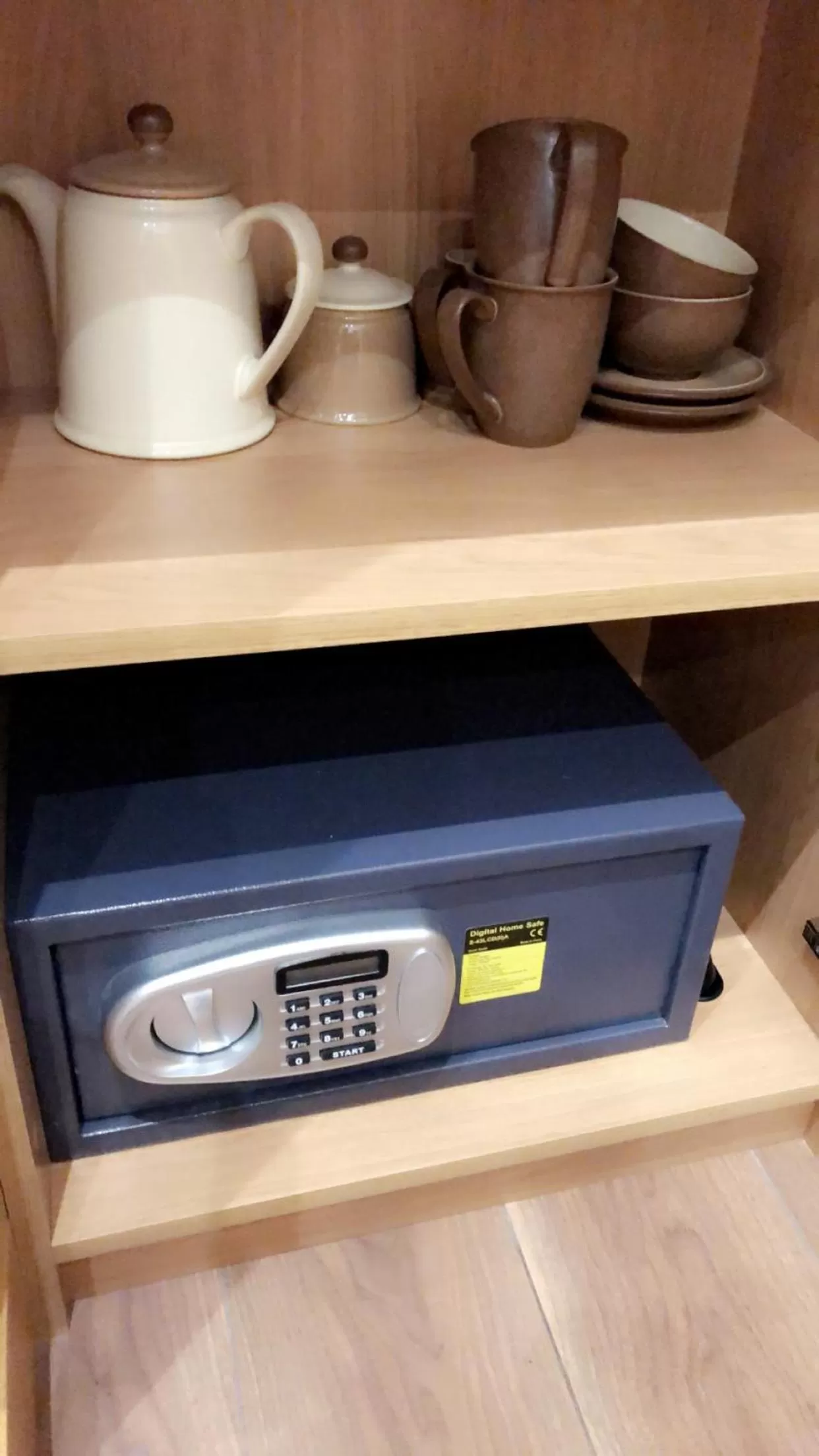 Bedroom in All Seasons